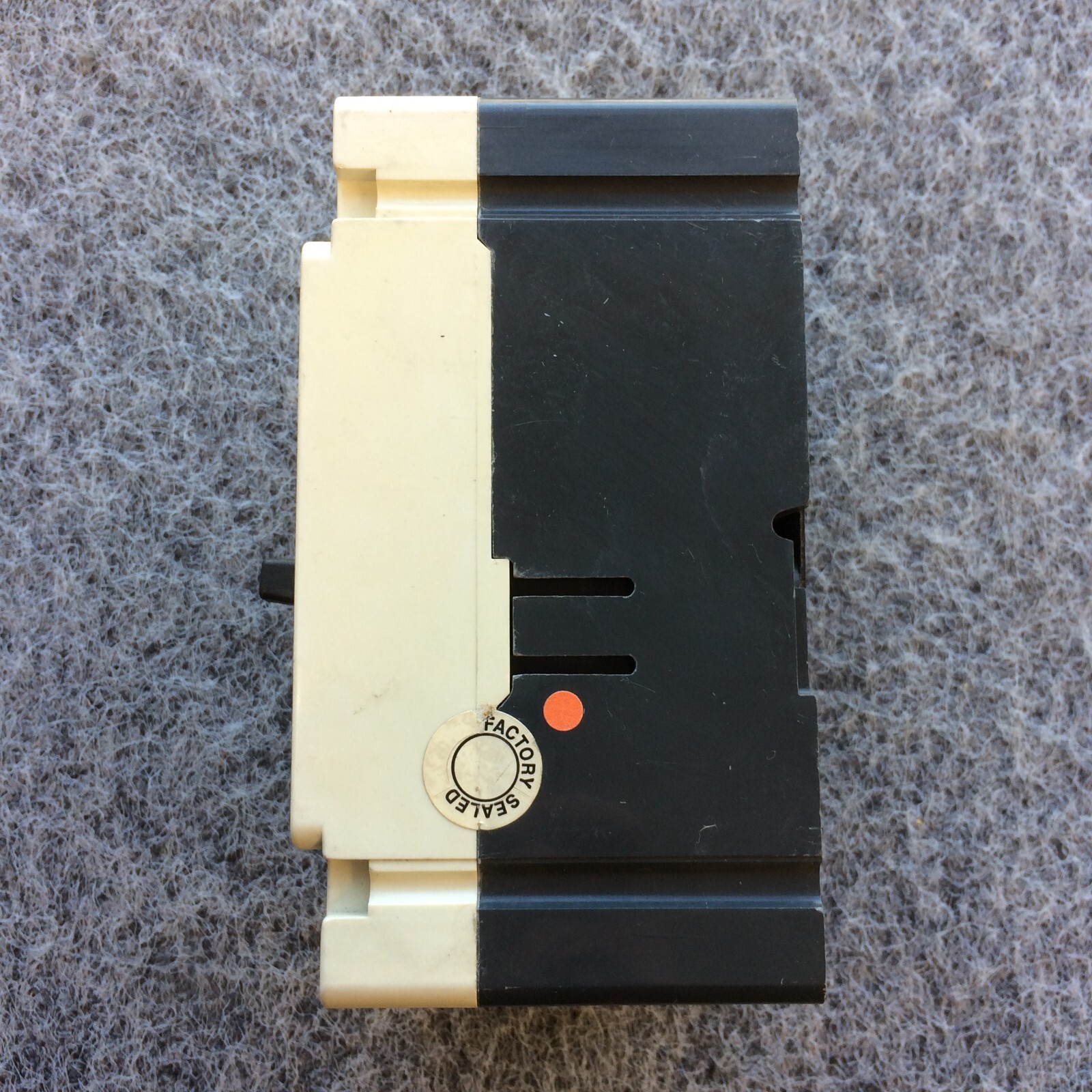 Eaton / Cutler-Hammer ED3150 3 Pole Circuit Breaker 150 Amp ED 65k