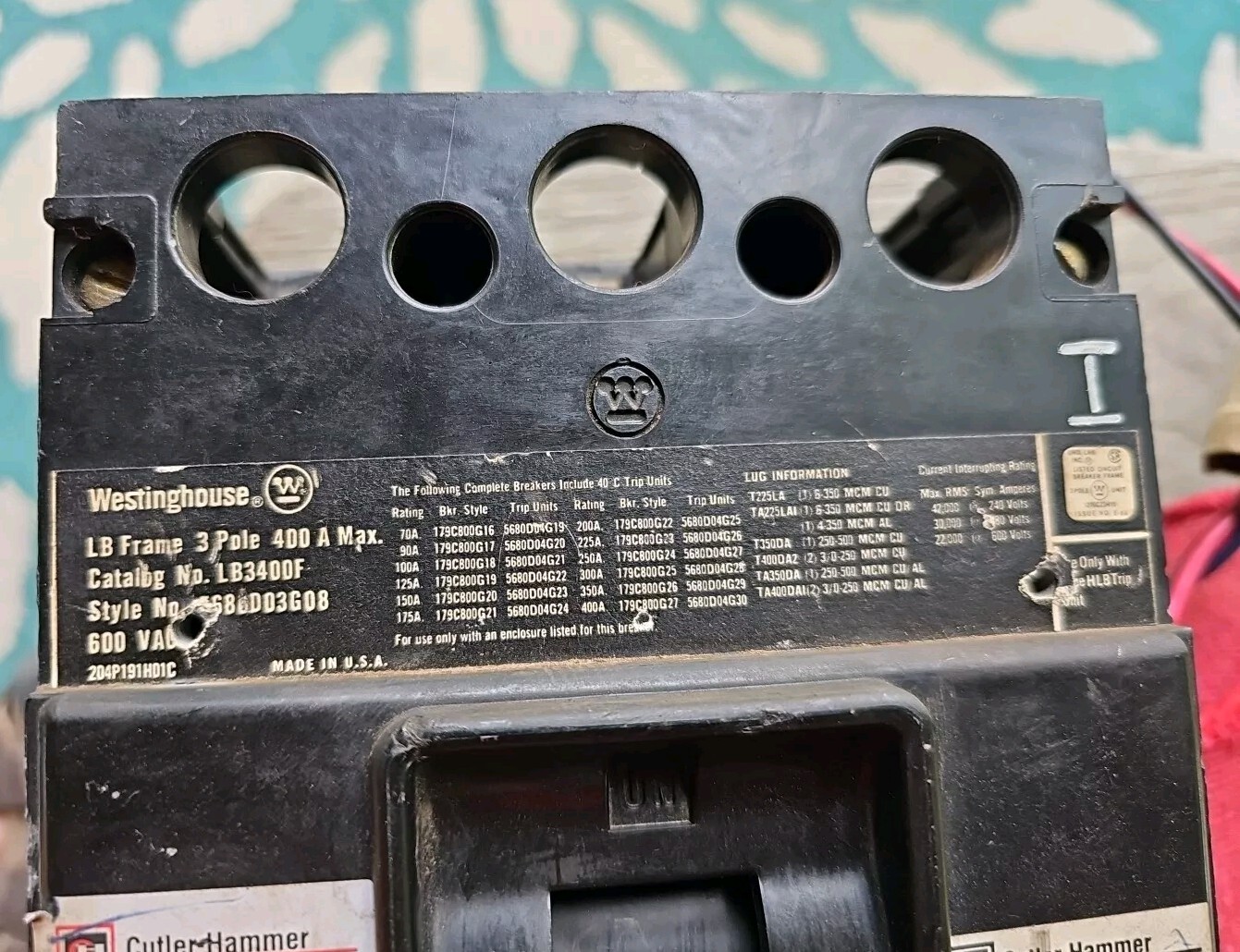 USED LB3400F W/400 AMP TRIP 3 PHASE 600 VAC W/AUX