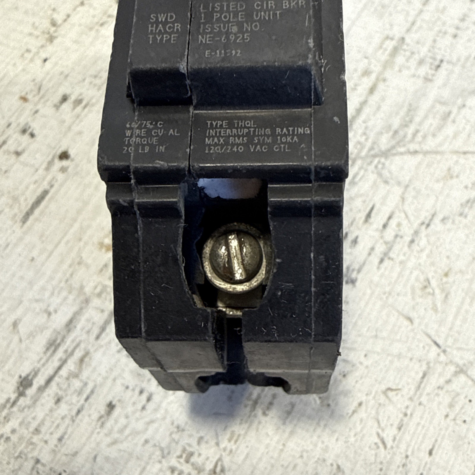 GE THQL1120 Plug-In Circuit Breaker 1 pole 20 Amp 1P 20A Type THQL 120/240VAC