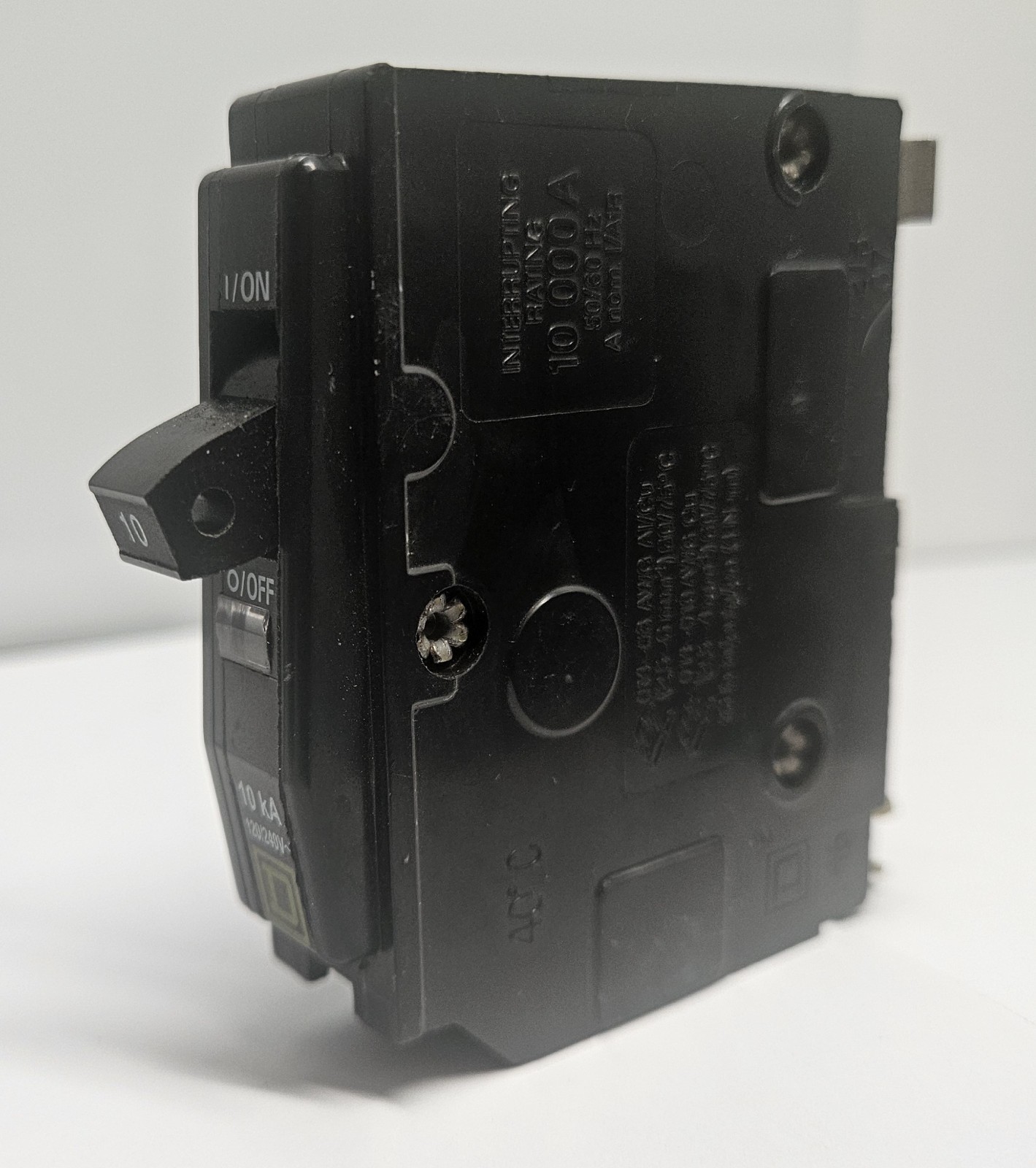 LOT OF (10) SQUARE D QO110 10AMP 120/240VAC PLUG-IN/ON BREAKERS *FREE SHIPPING*