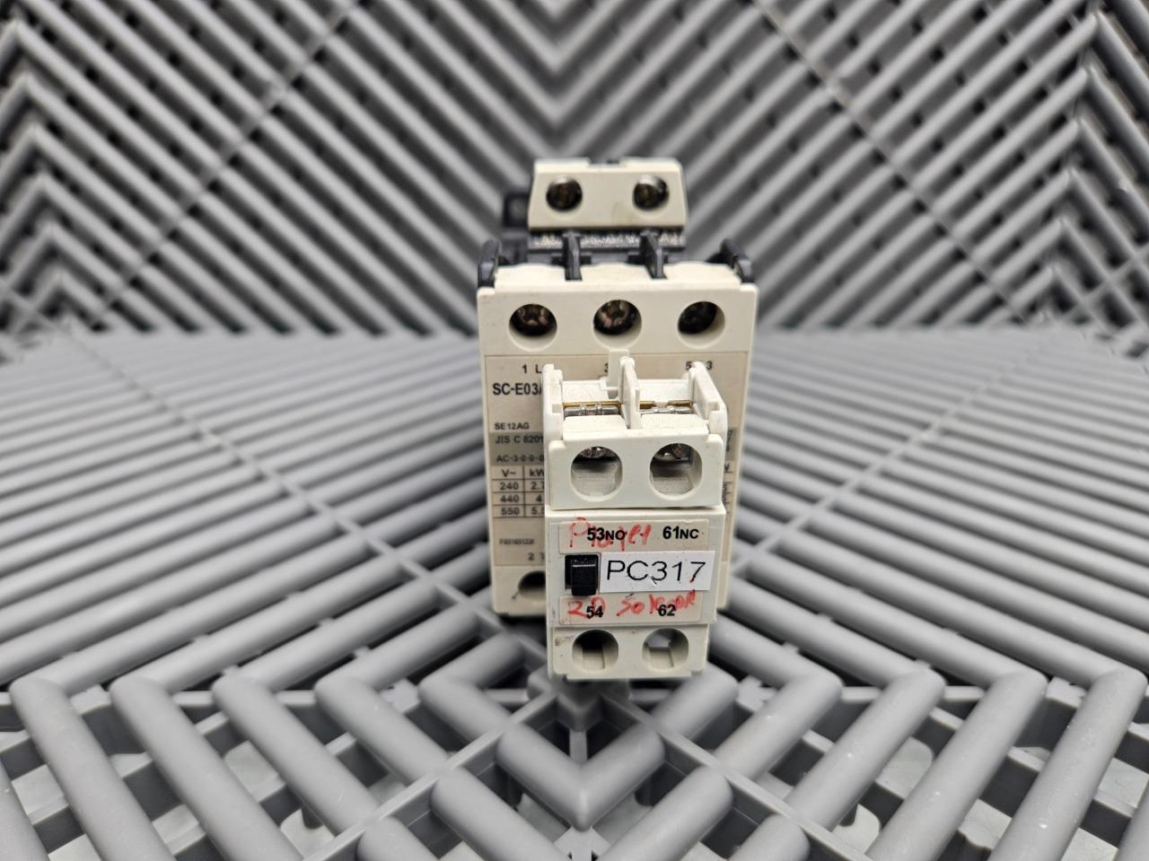 Fuji Electric SC-E03/G Electromechanical Relay Contactor 20A w/ SZ-A11/T Contact