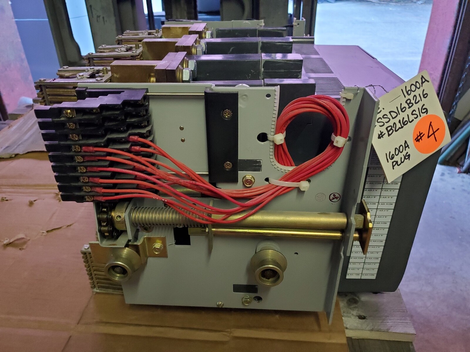 PERFECT GE 1600A POWER BREAK II CAT# SSD16B216 INSULATED CB W/ 1600A RATING PLUG