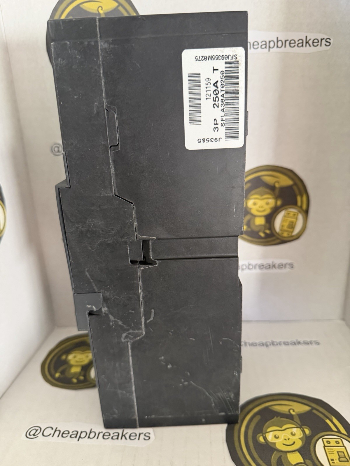 GE Spectra SFLA36AT0250 250A 3-Pole 65k Circuit Breaker Multiple Rating Plug