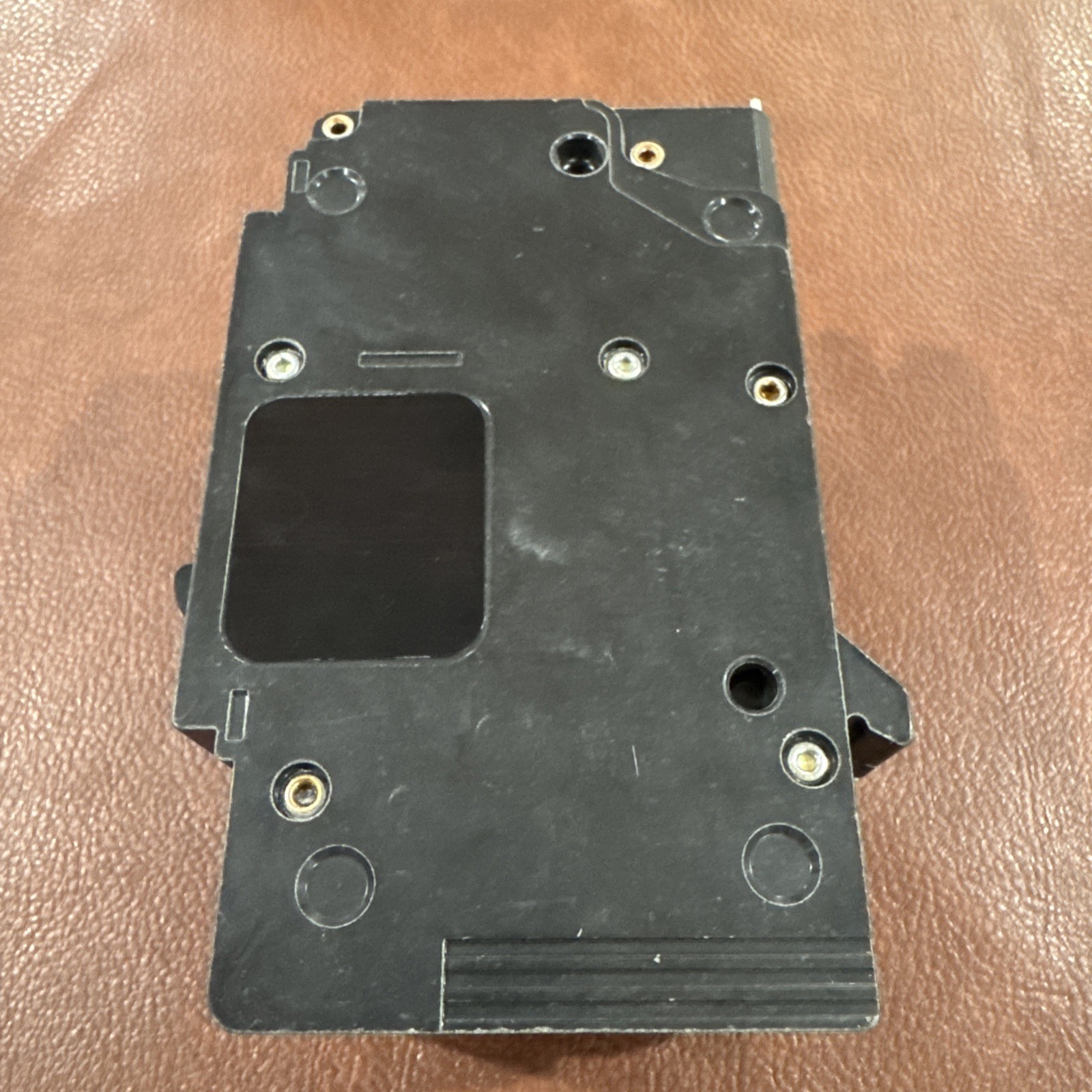 SQUARE D EDB34090 CIRCUIT BREAKER EDB 3 POLE 90 AMP 480Y/277VAC 90A 3P