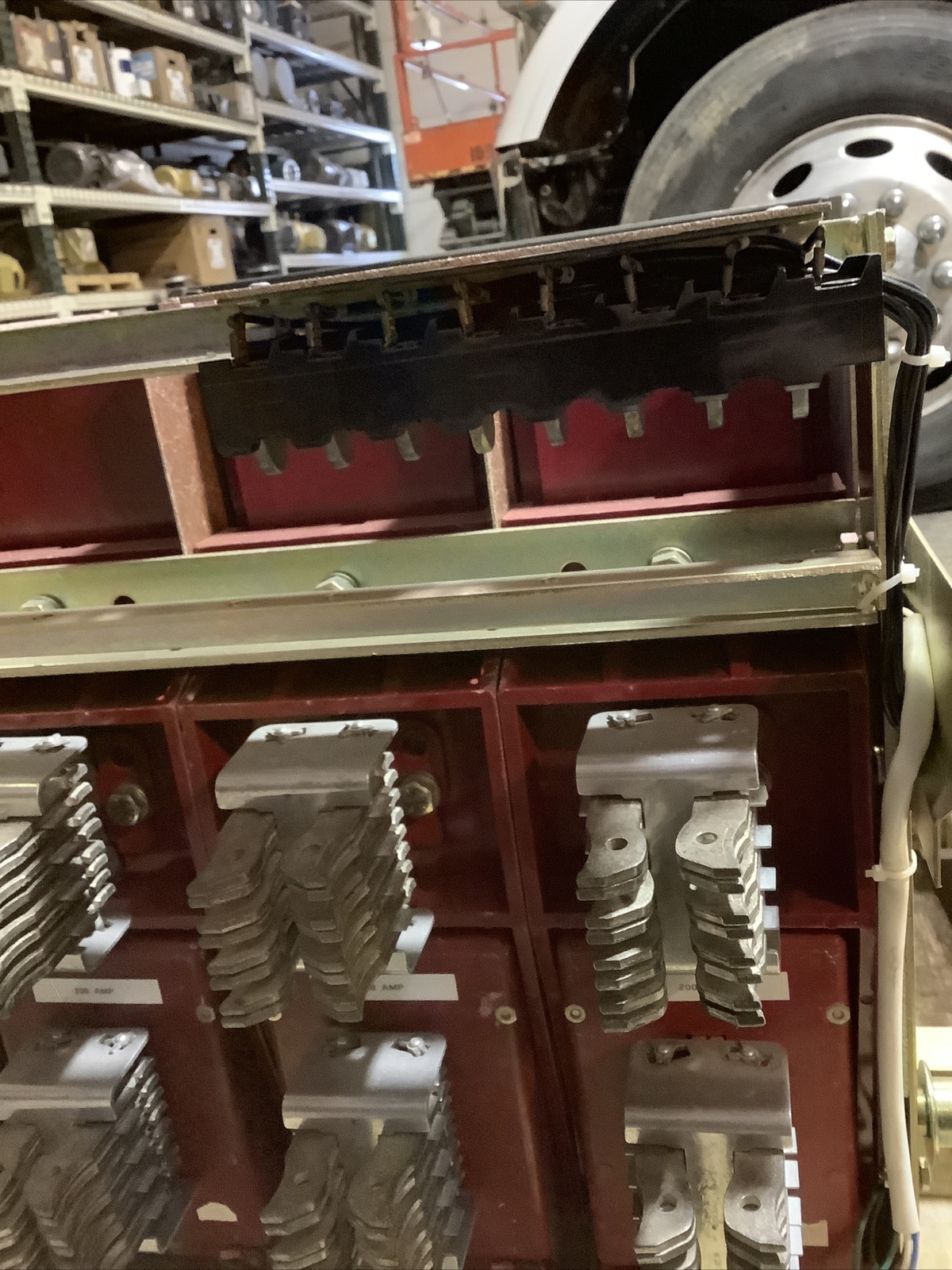 Type DS-416 Circuit Breaker