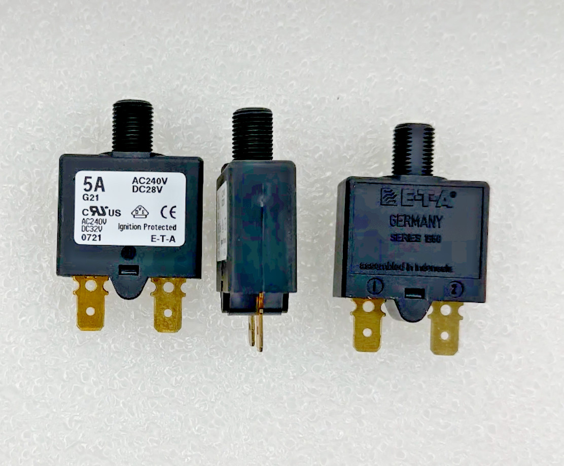 *Lot of 3* ETA 1658 G21 5A Breaker Ignition Protected AC240V DC28V