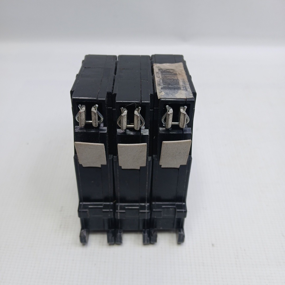 Eaton Type CH3 Class CTL 3 Pole Circuit Breaker 240VAC AL-CU Black UNUSED