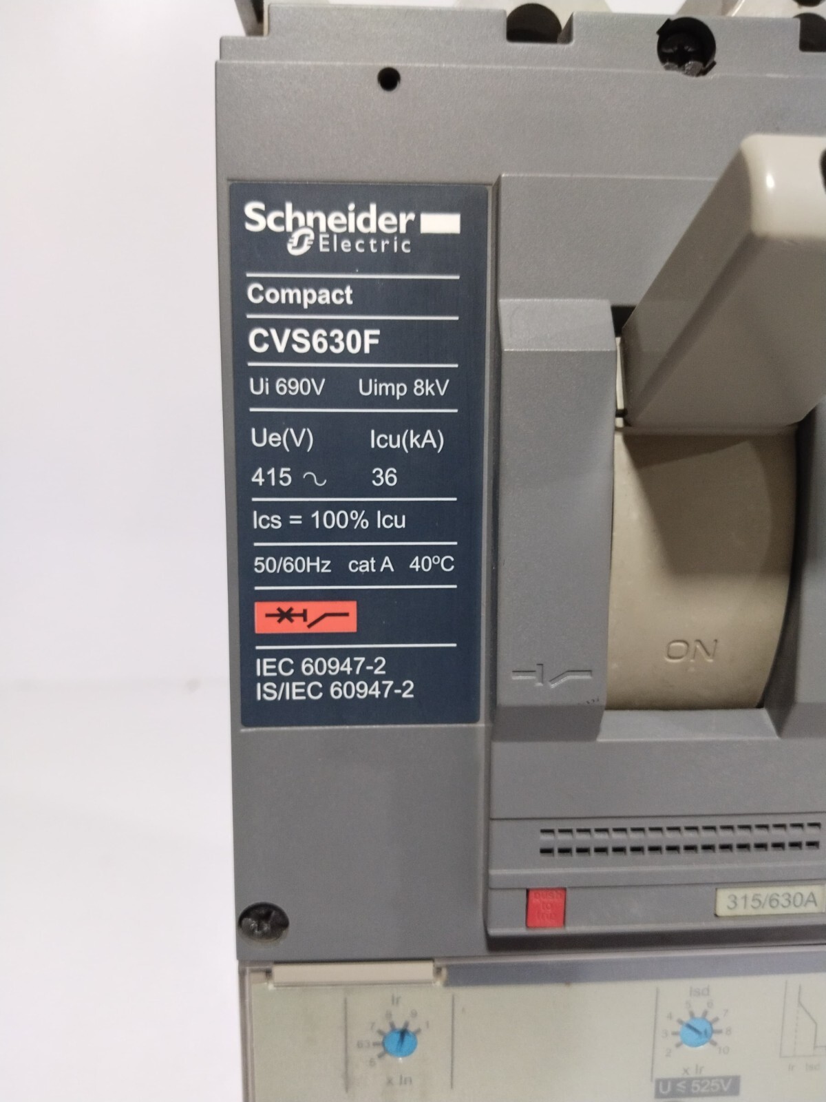 SCHNEIDER ELECTRIC CVS630F MOULDED CASE CIRCUIT BREAKER 630A 3P 36KA