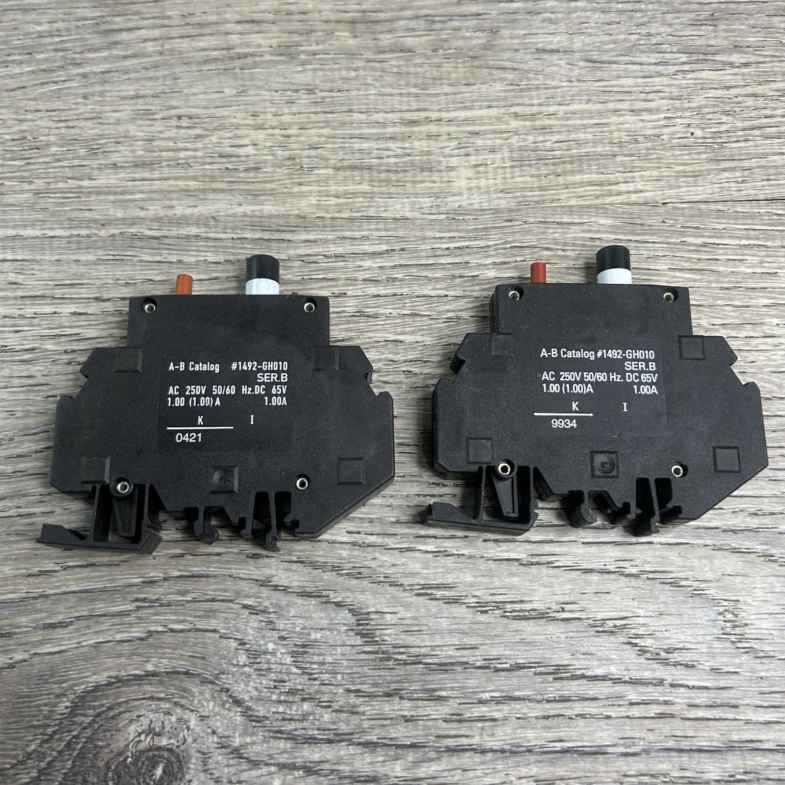 Allen Bradley 1492-GH015 Ser B Relay 50/60 Hz 250V AC 65V DC Oem Lot Of 2
