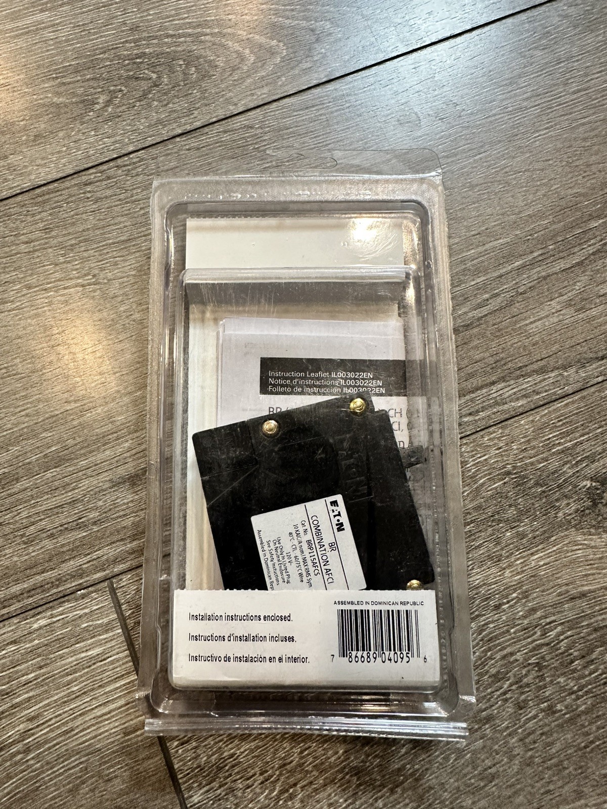 NEW Eaton 15 Amp 120-Volt AFCI Plug-on Neutral Circuit Breaker BRP115AFCS
