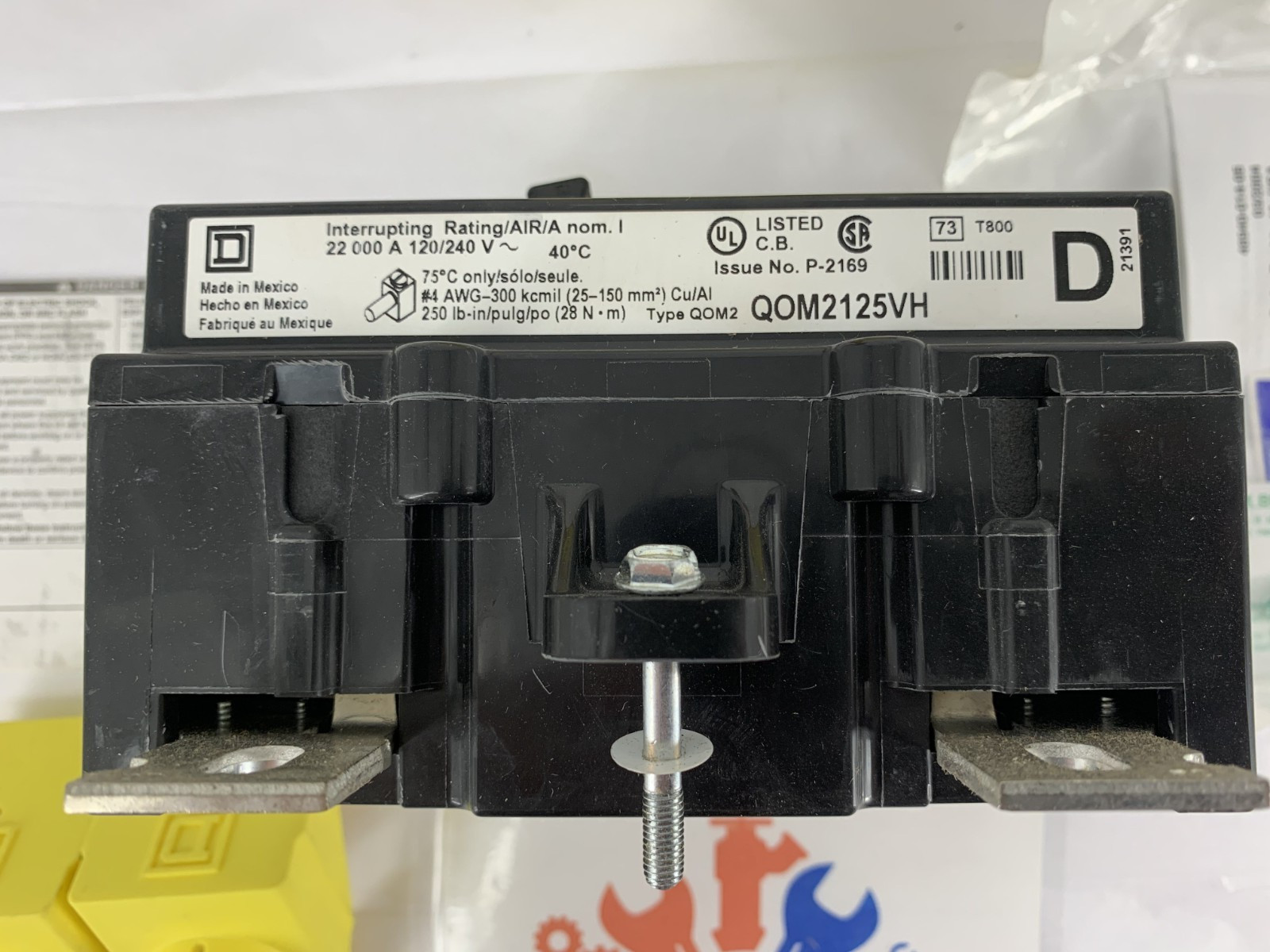Square D QOM2125VH 125A 2P 120/240VAC Bolt-On Main Circuit Breaker QOM2 Frame
