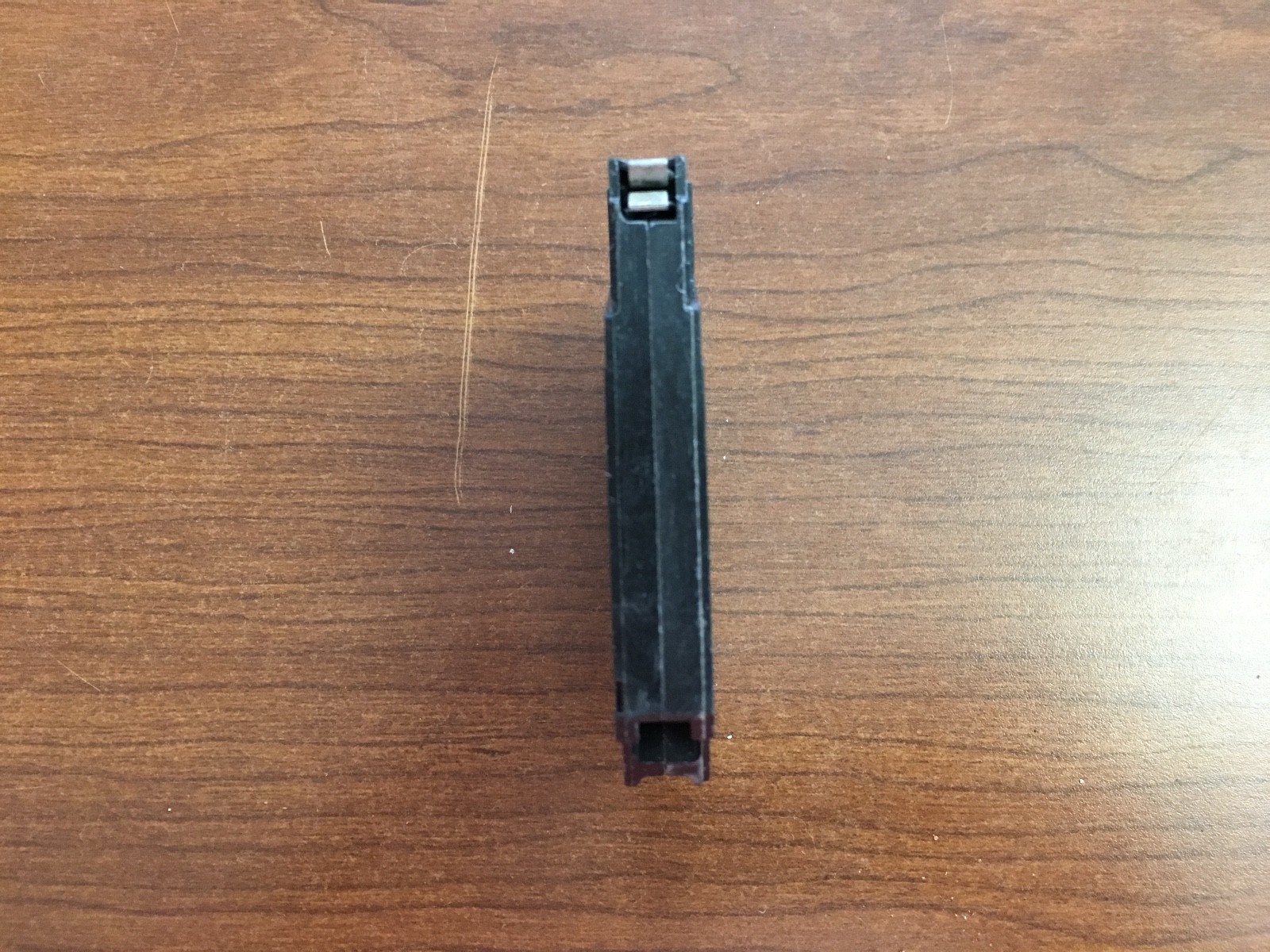 THQP140 GE 40 amp 120/240 volt 1 pole thin breaker plug-on