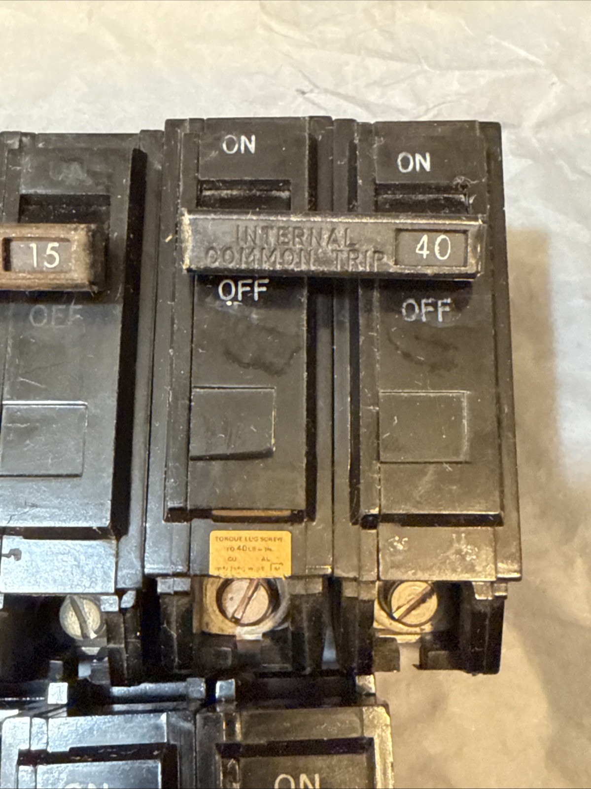 GE Lot Of 7 Breakers (3)-1 Pole 15Amp 20Amp (4)-2 Pole 15Amp 40Amp 60Amp