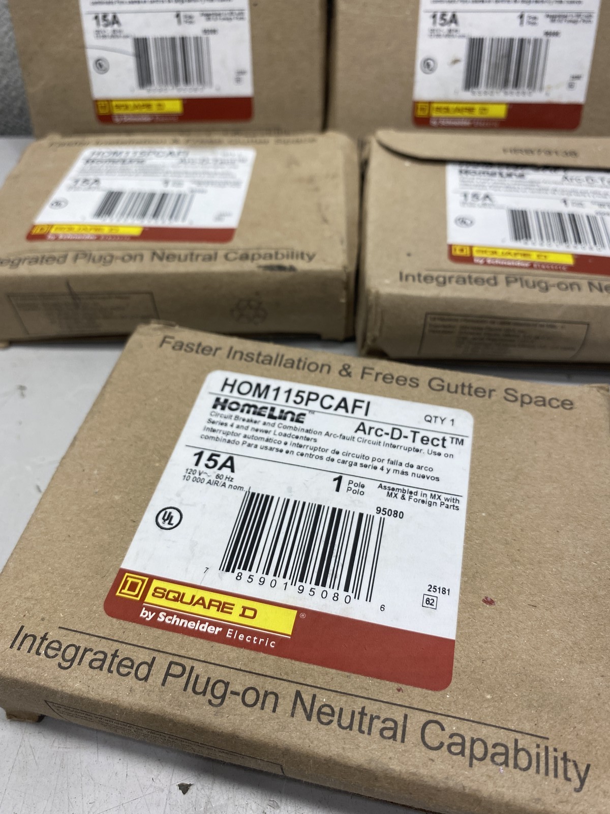 Lot of 5 SquareD/Homeline HOM115PCAFI Circuit Breaker 15A