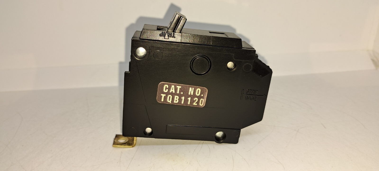 GE GENERAL ELECTRIC TQB1120 20 AMP 1 POLE 120/240V Bolt-on Circuit Breaker