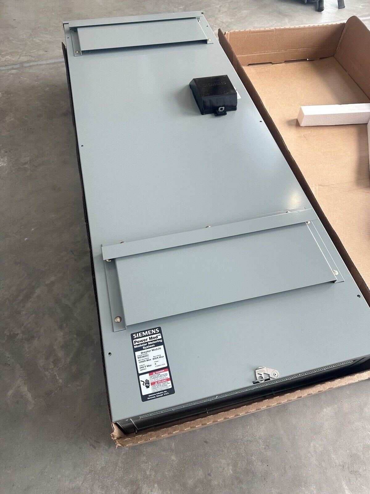 Siemens Main Disconnect WB1800C 800A Power Mod Service Entrance Breaker Module