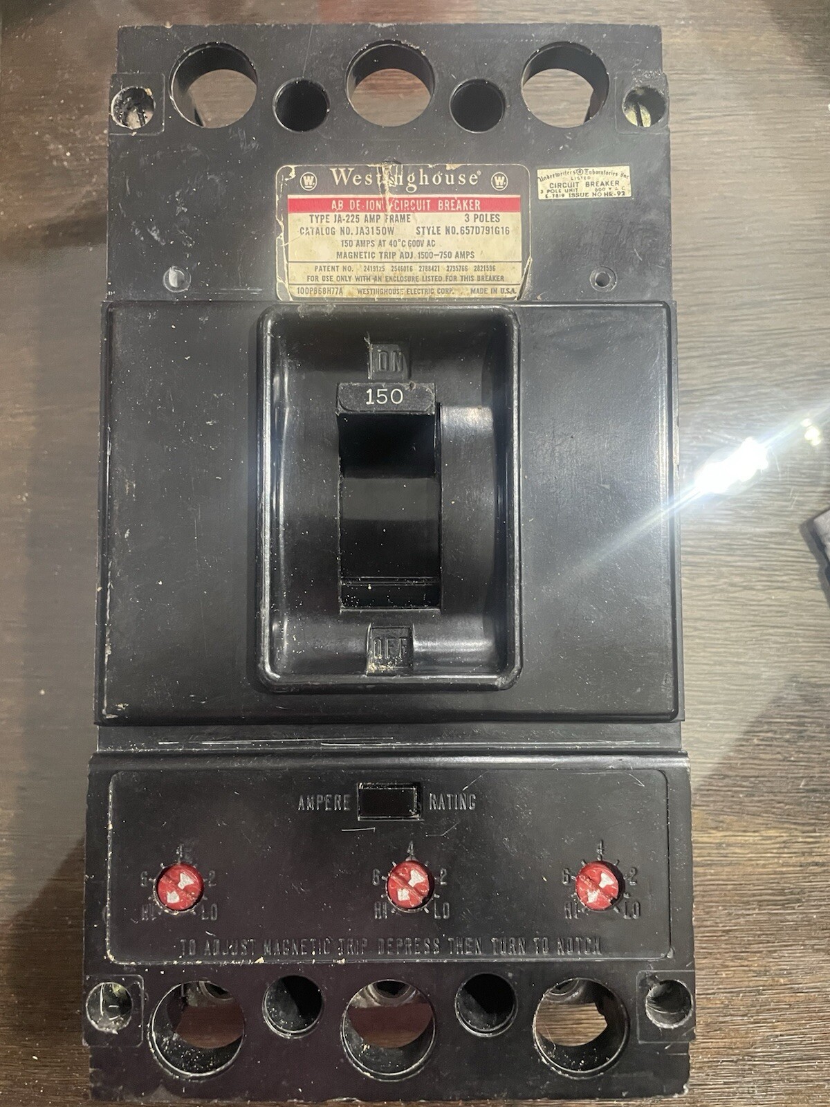 WESTINGHOUSE 150 AMP CIRCUIT BREAKER 600 V AC 3 POLE JA3150W