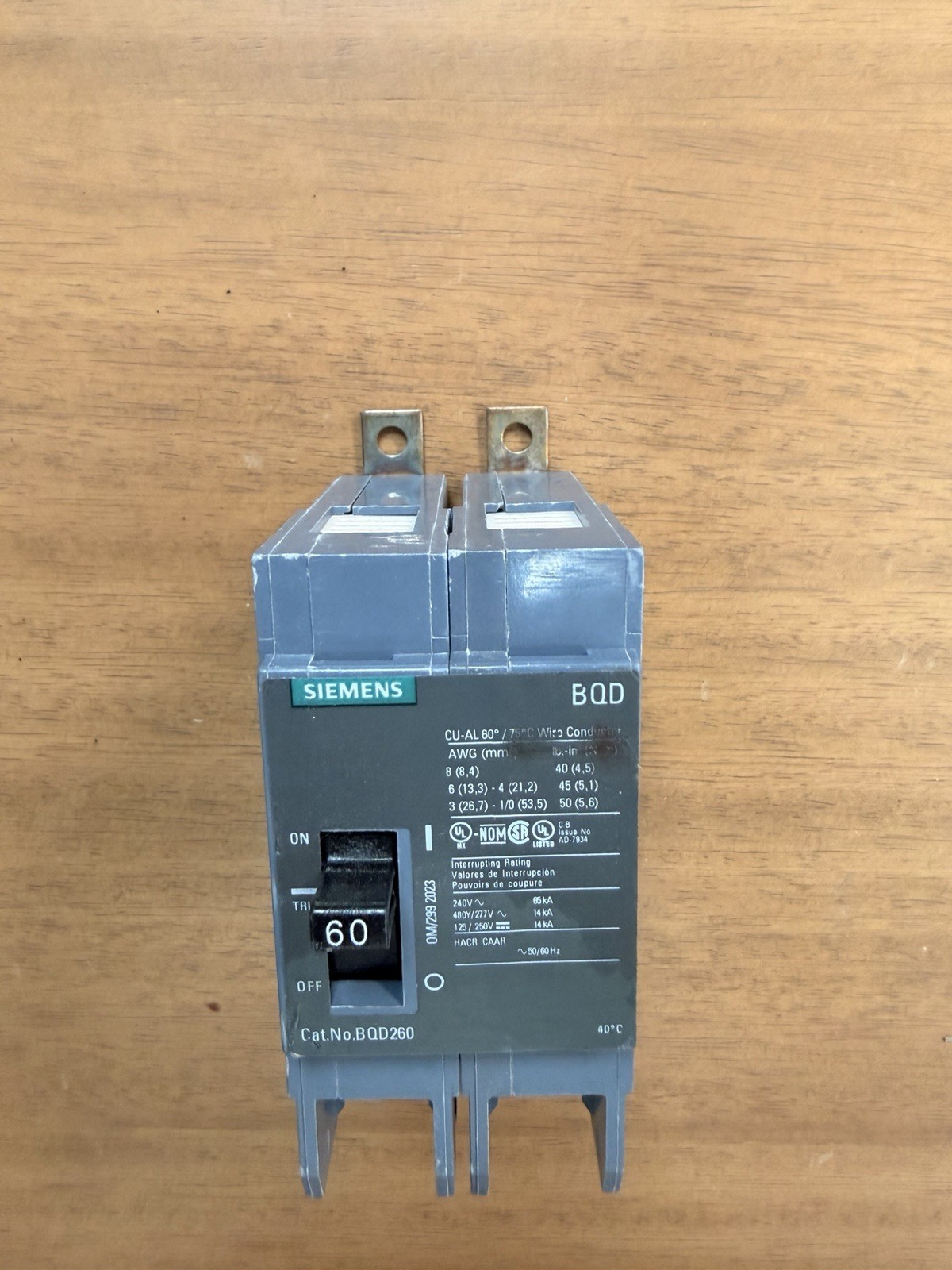 New Circuit Breaker Siemens BQD260 60 Amp 2 Pole 480/277V Bolt On Type BQD