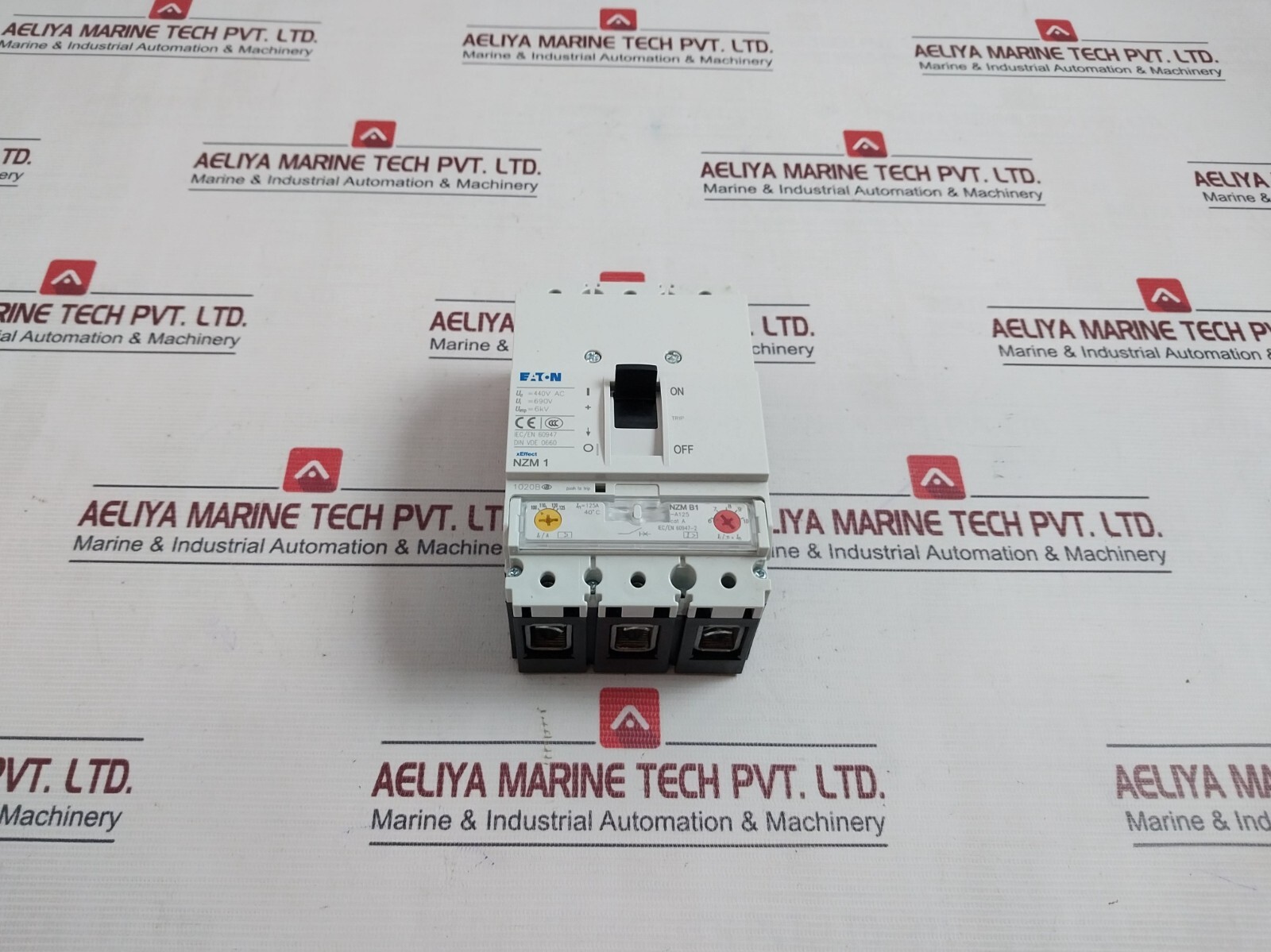 EATON NZMB1-A125 Molded Case Circuit Breaker 690V 440VAC 1020B