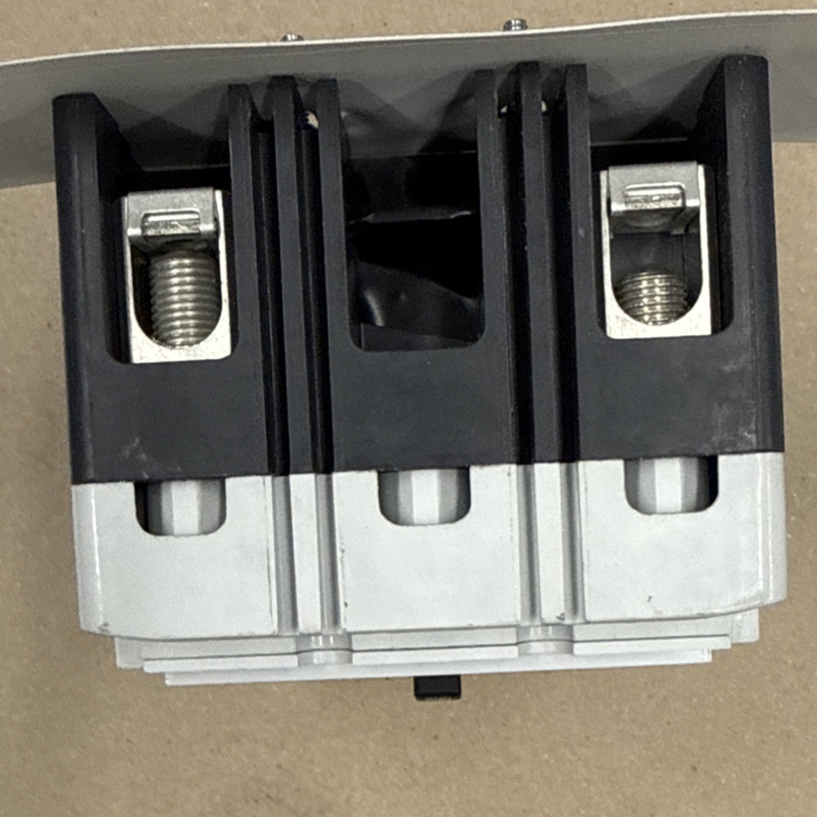 Eaton PDD2 Circuit Breaker 200A single Pole 240/250V Push to Trip