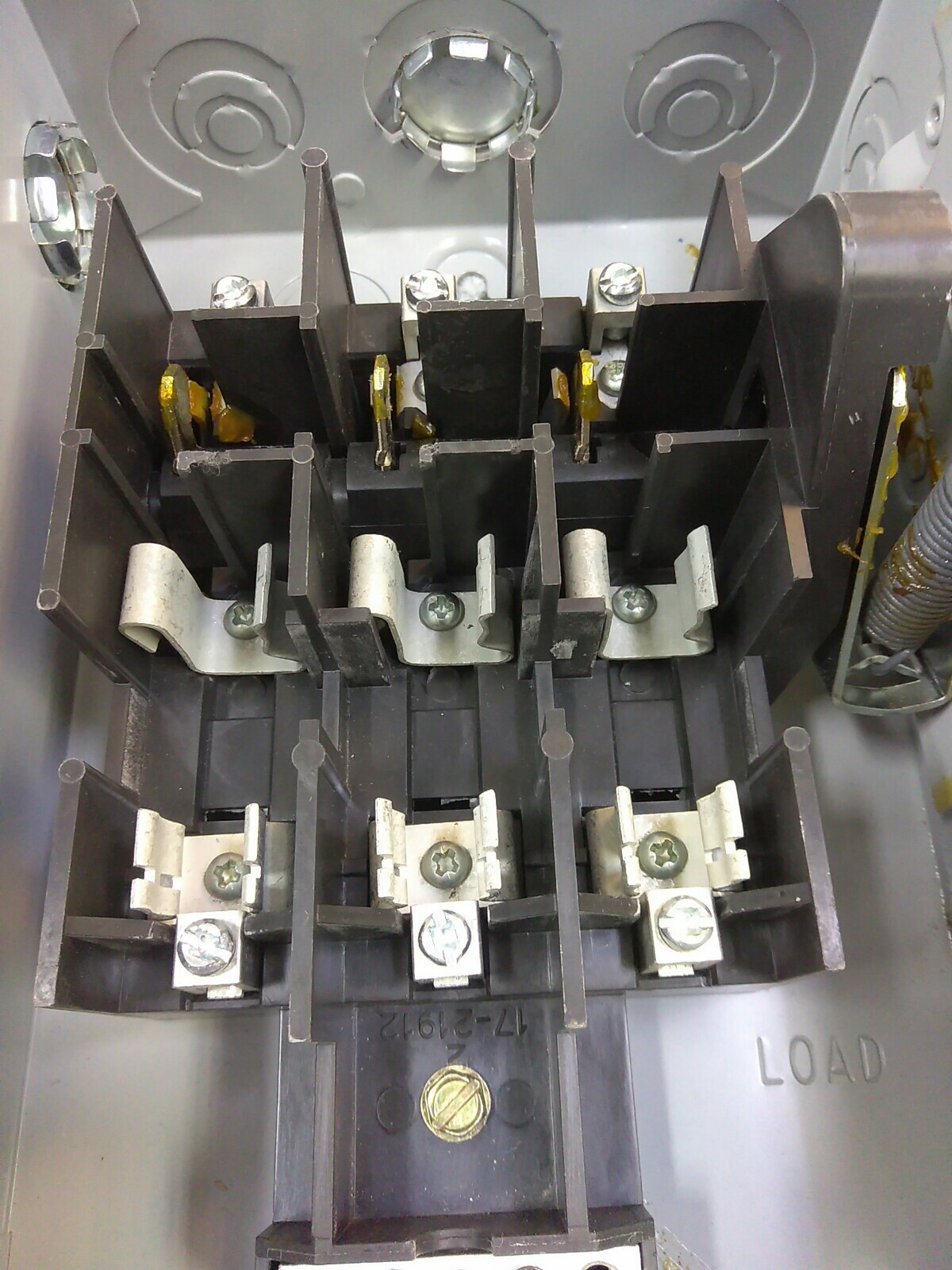 CUTLER HAMMER/DISCONNECT/SWITCH/ DG321NGB/30A/3P /240V/R1-INDOOR/FUSIBLE(B33D2