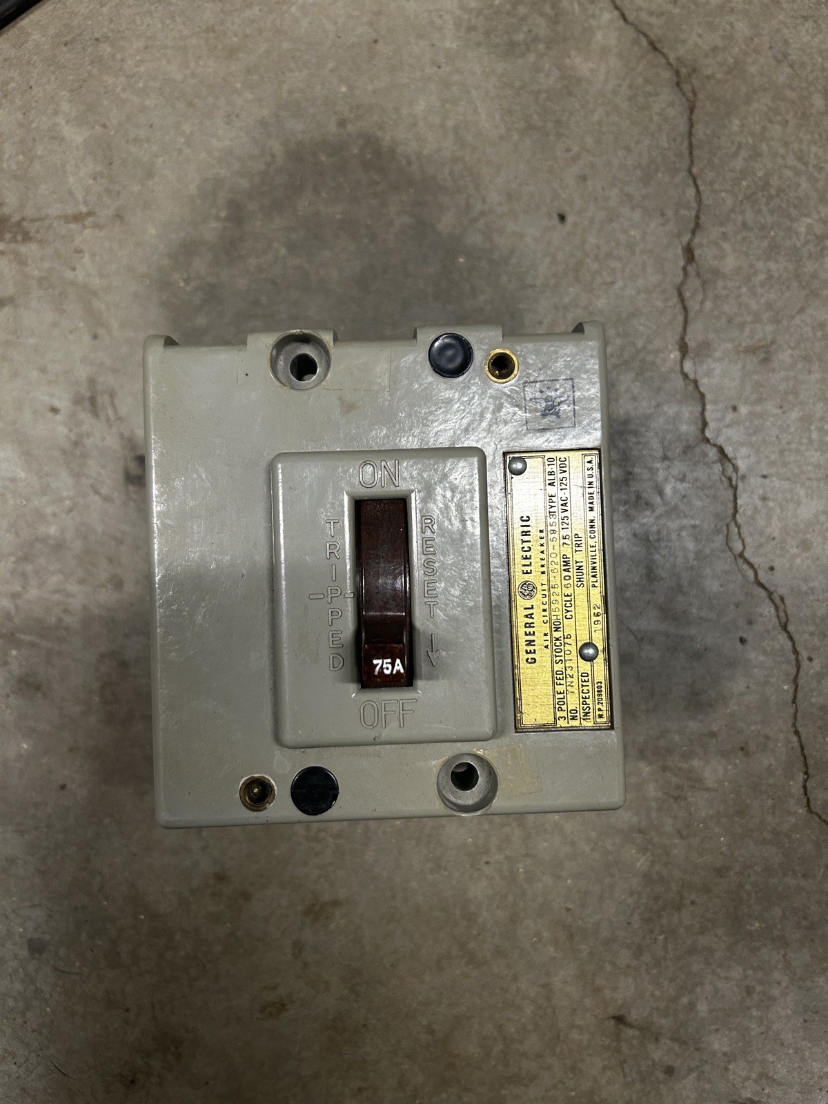 GE ALB-10 Aircircuit Breaker TN231075 3 POLE