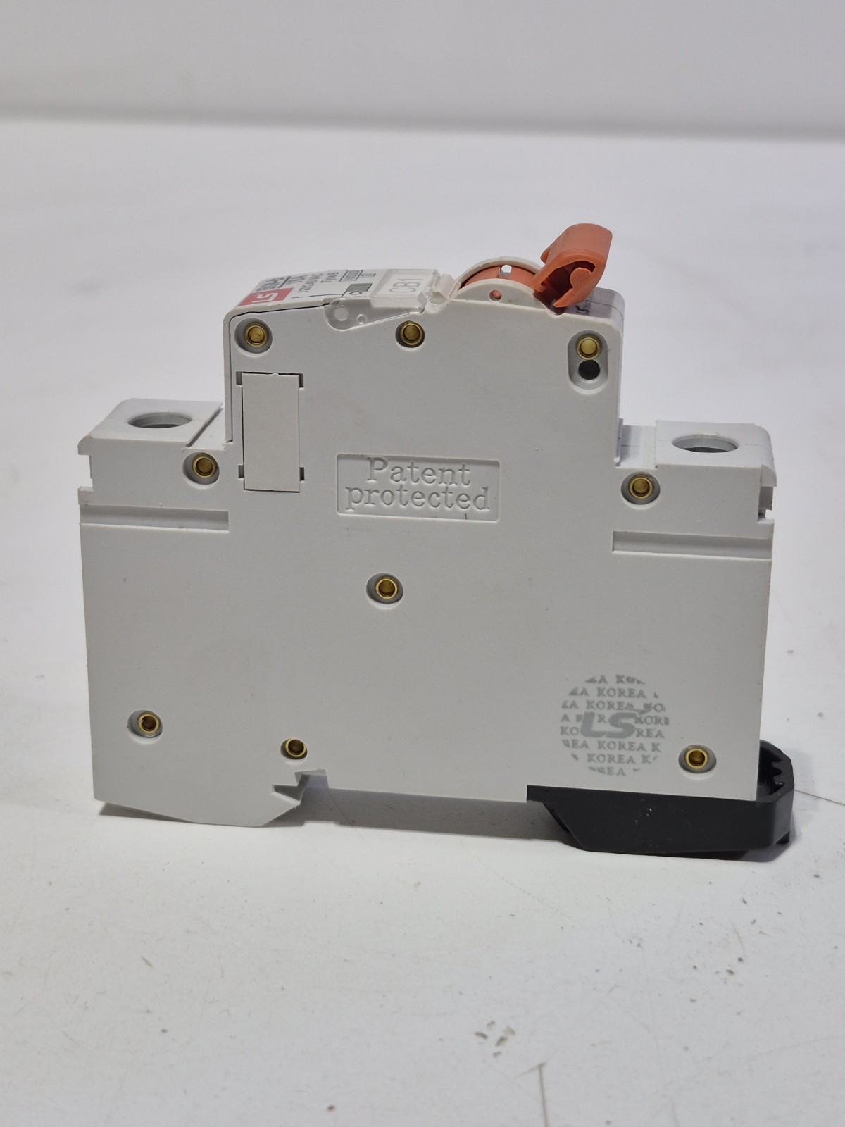 LS Circuit Breaker BKN-B 120/240VAC 16A Type B