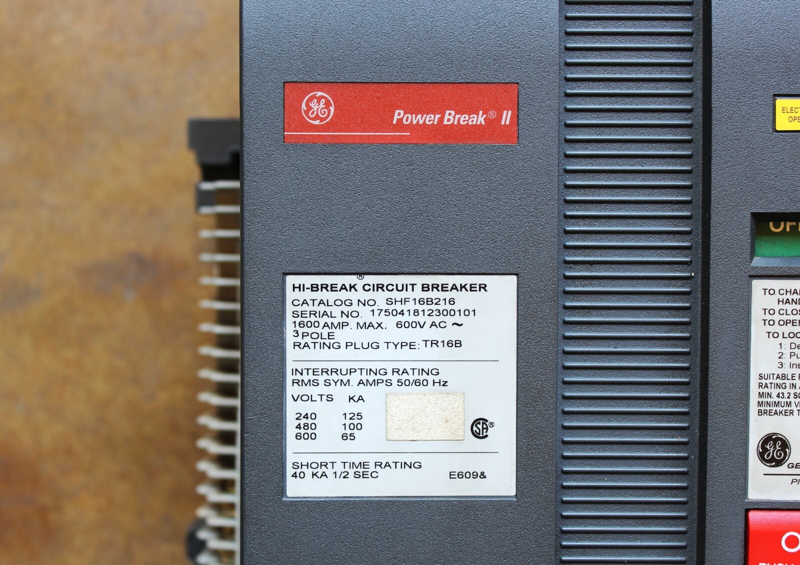 GE POWER BREAK II HI BRK 1600 AMP CIRCUIT BREAKER SHF16B216 – 600V AC 3 POLES
