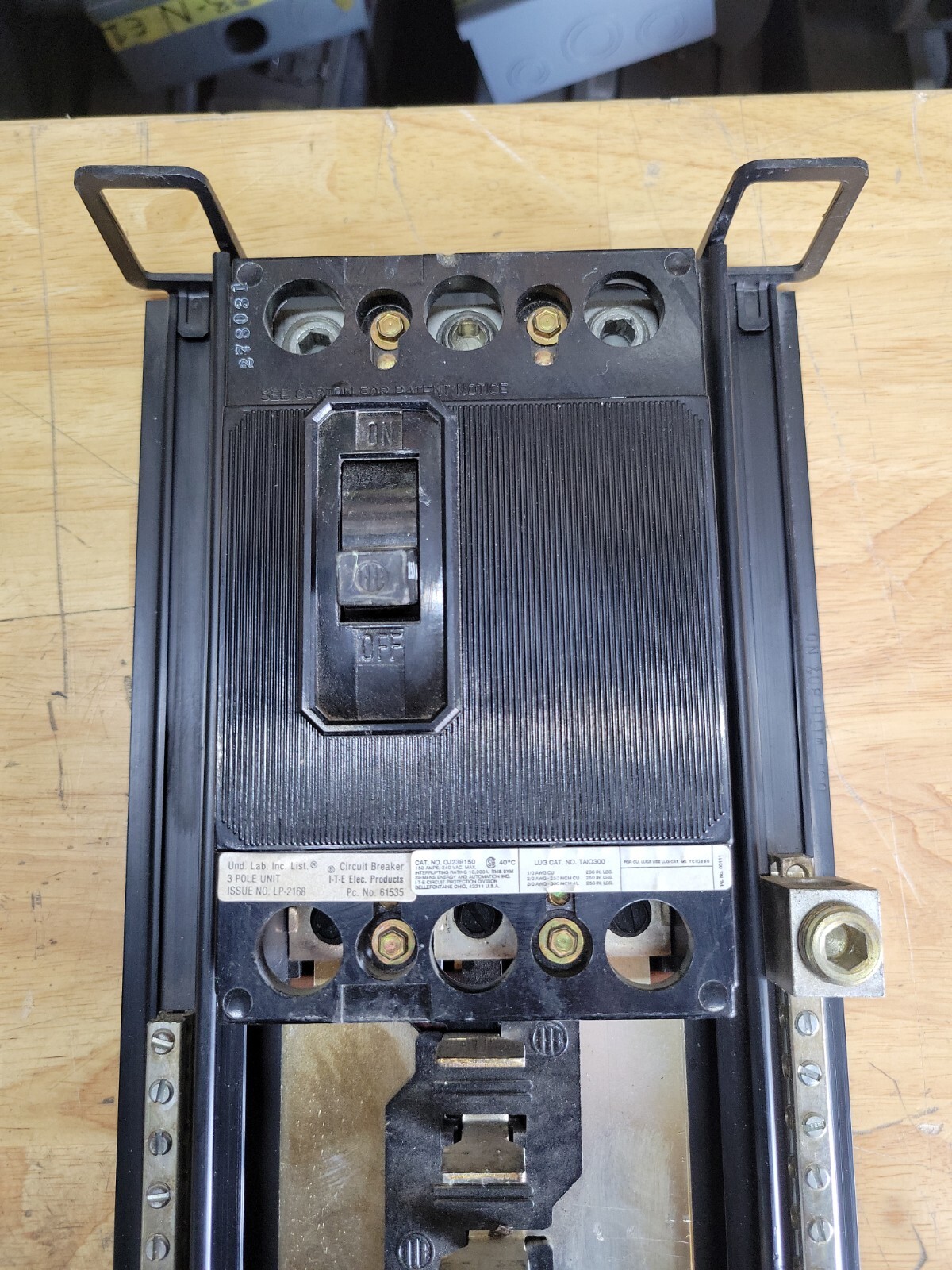 Siemens ITE QJ23B150,SIEMENS LOAD CENTER INTERIOR 24C