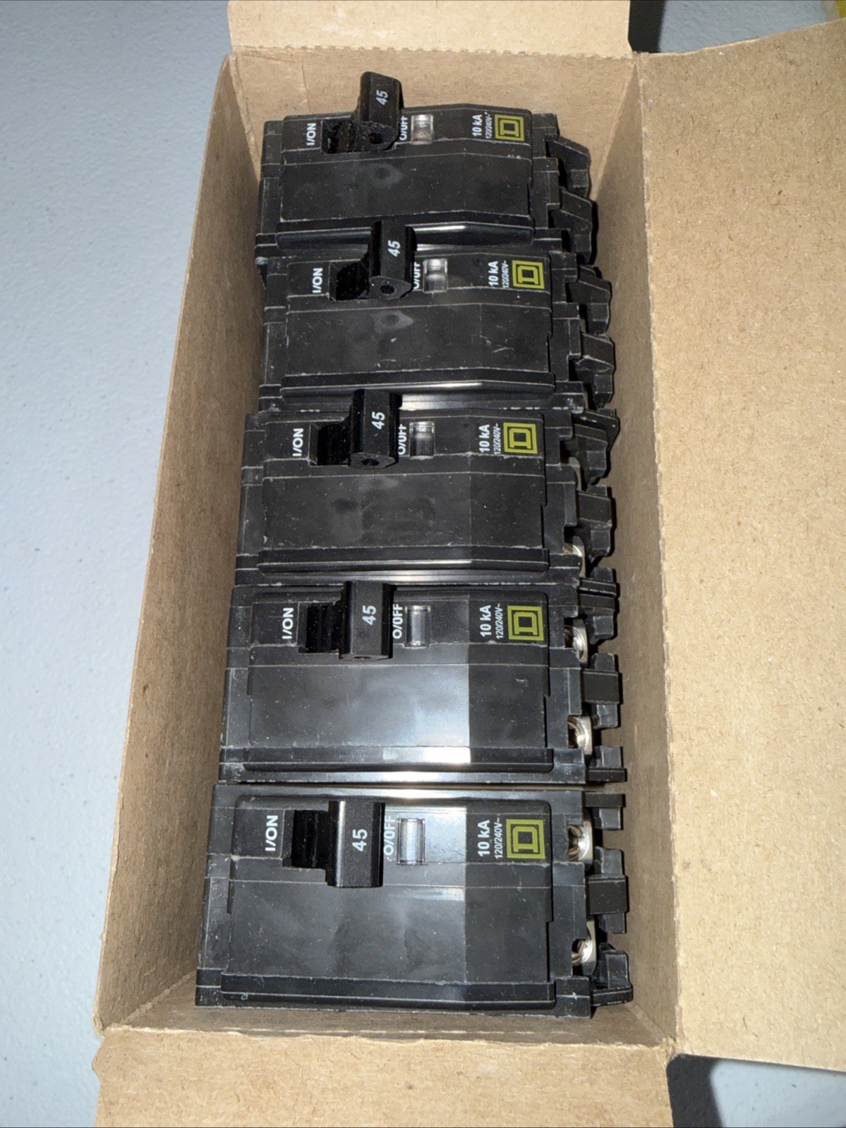 Square D Schneider QO245CP 2-Pole 45 Amp Circuit Breaker 120/240Vac