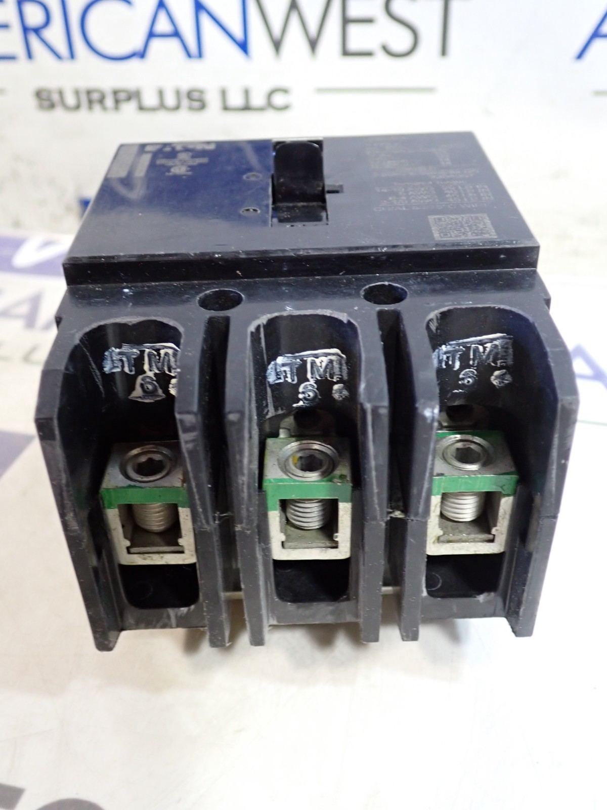 New in box Eaton GHB3050 3 pole 50 amp 480v Bolt on Circuit Breaker