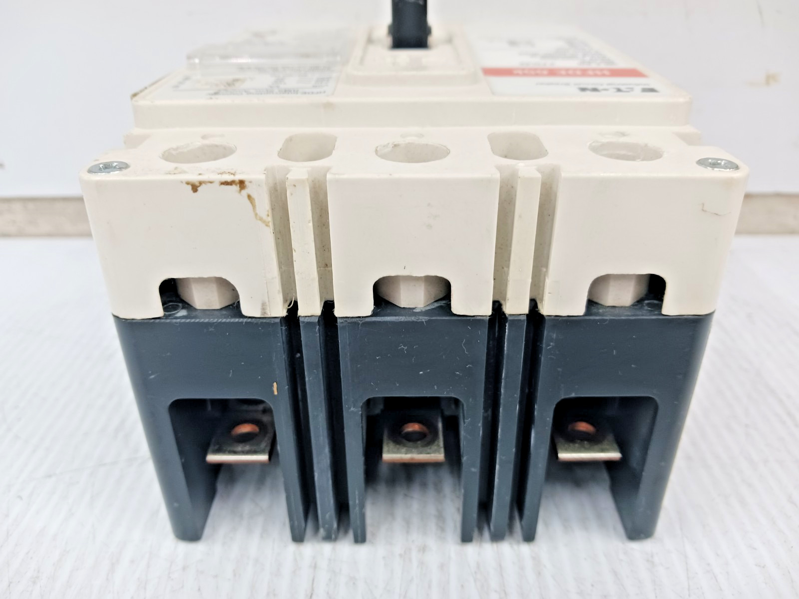 Eaton 160 Amp Circuit Breaker W/ LSI Test Alarm Trip 3 Pole 600 VAC HFDE316032