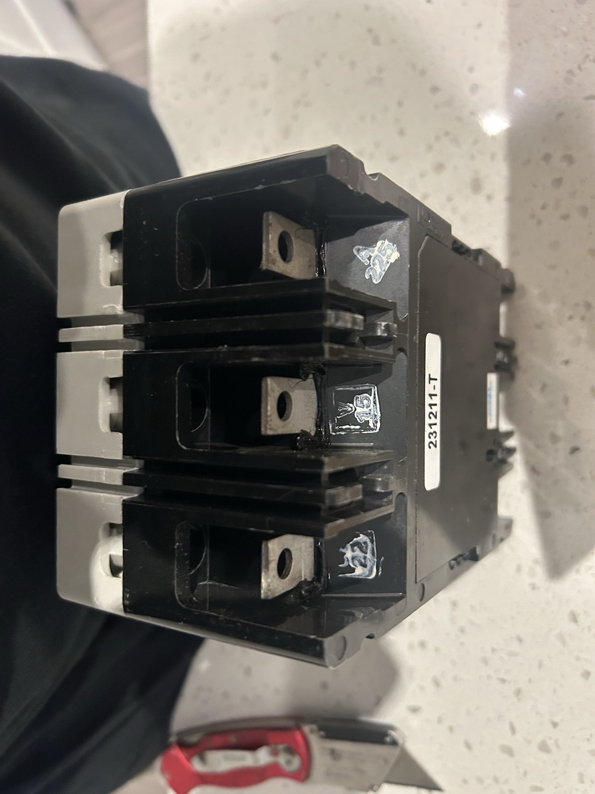 Eaton HFDE HFDE322532 225A 600VAC 3-Pole Industrial Circuit Breaker LSI
