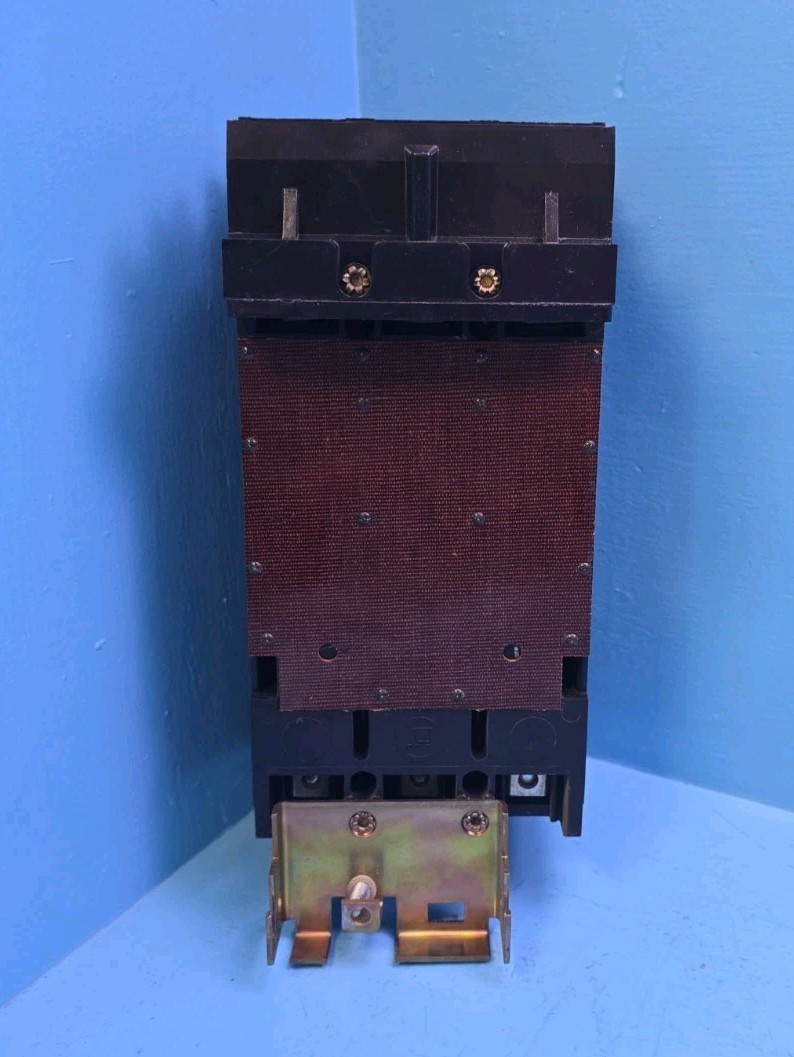 SQUARE D KA36150 150A 600V 3POLE ILine CIRCUIT BREAKER