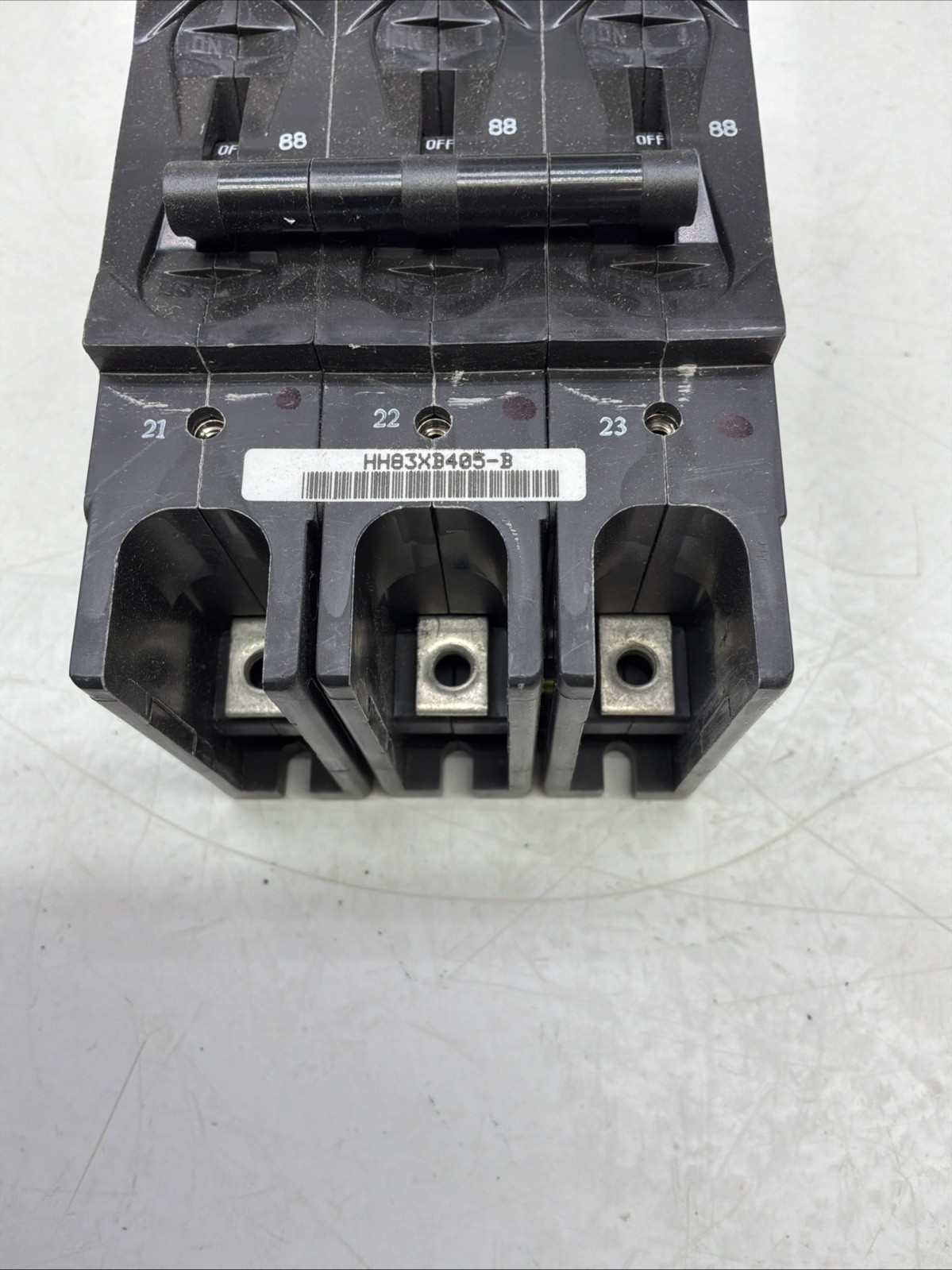 Carlyle Circuit Breaker HH 83XB 405 480V NIB