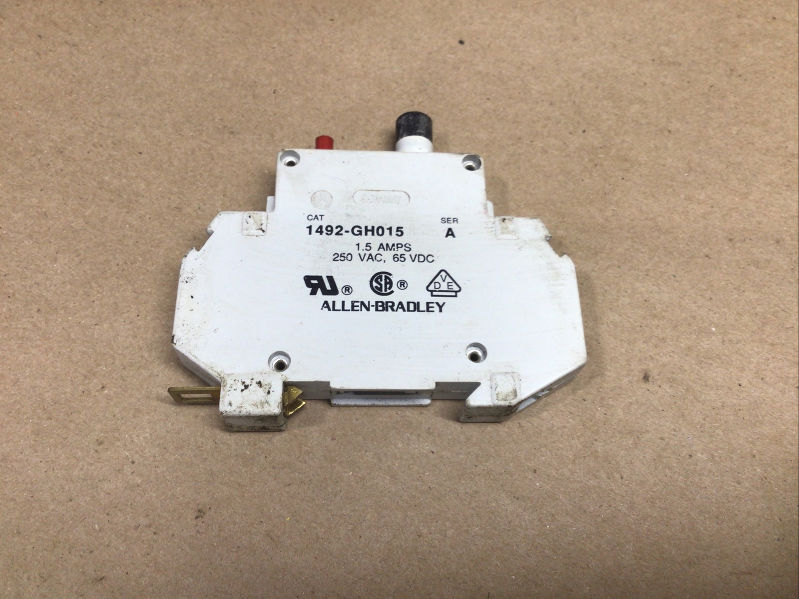 ALLEN BRADLEY 1492-GH015 CIRCUIT BREAKER SER. A 1.5A 250V #01I87