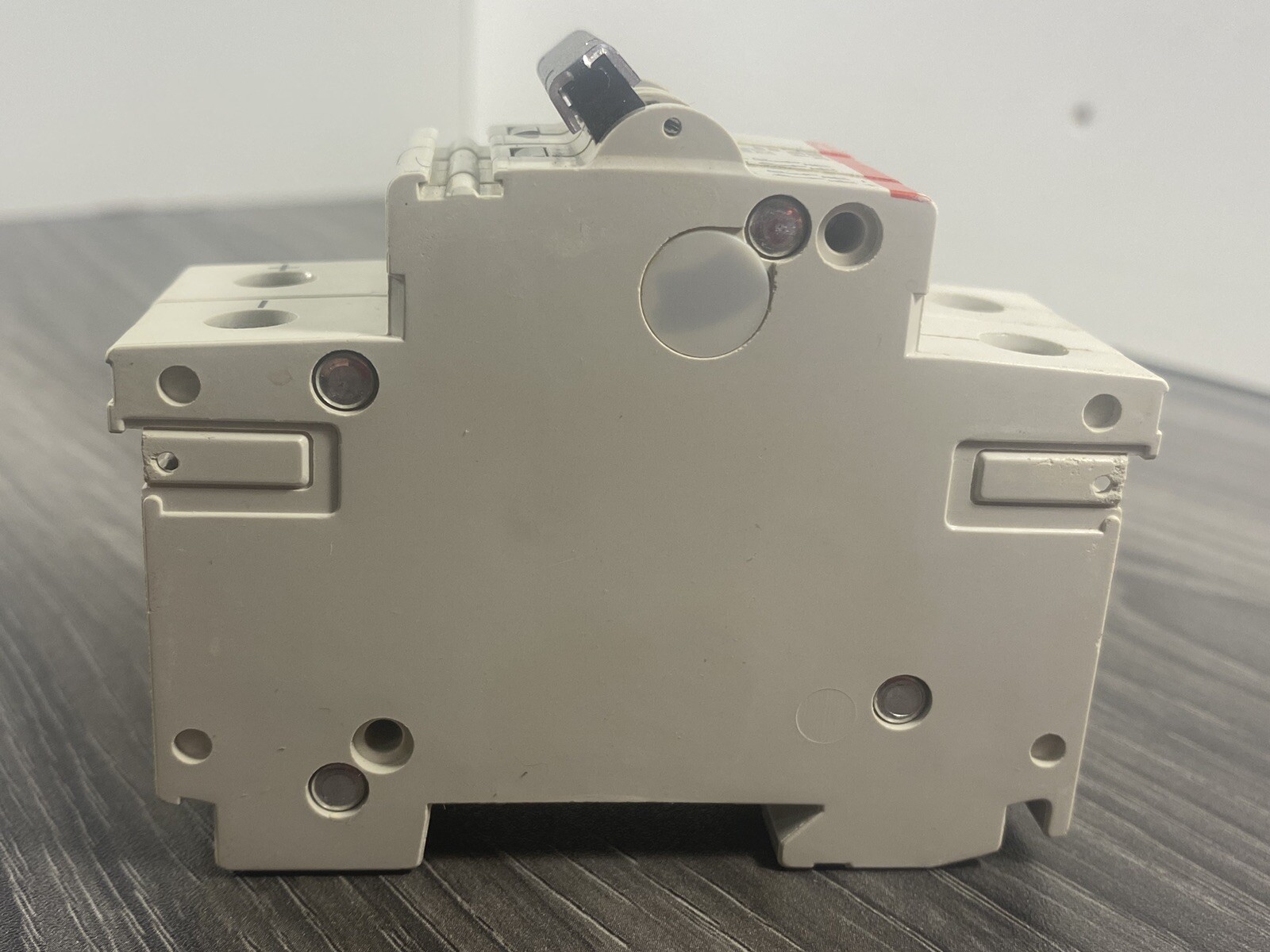 ABB S282UC-Z16 S 282 UC Z 16 Miniature Circuit Breaker 2-Pole Z-Curve – USA