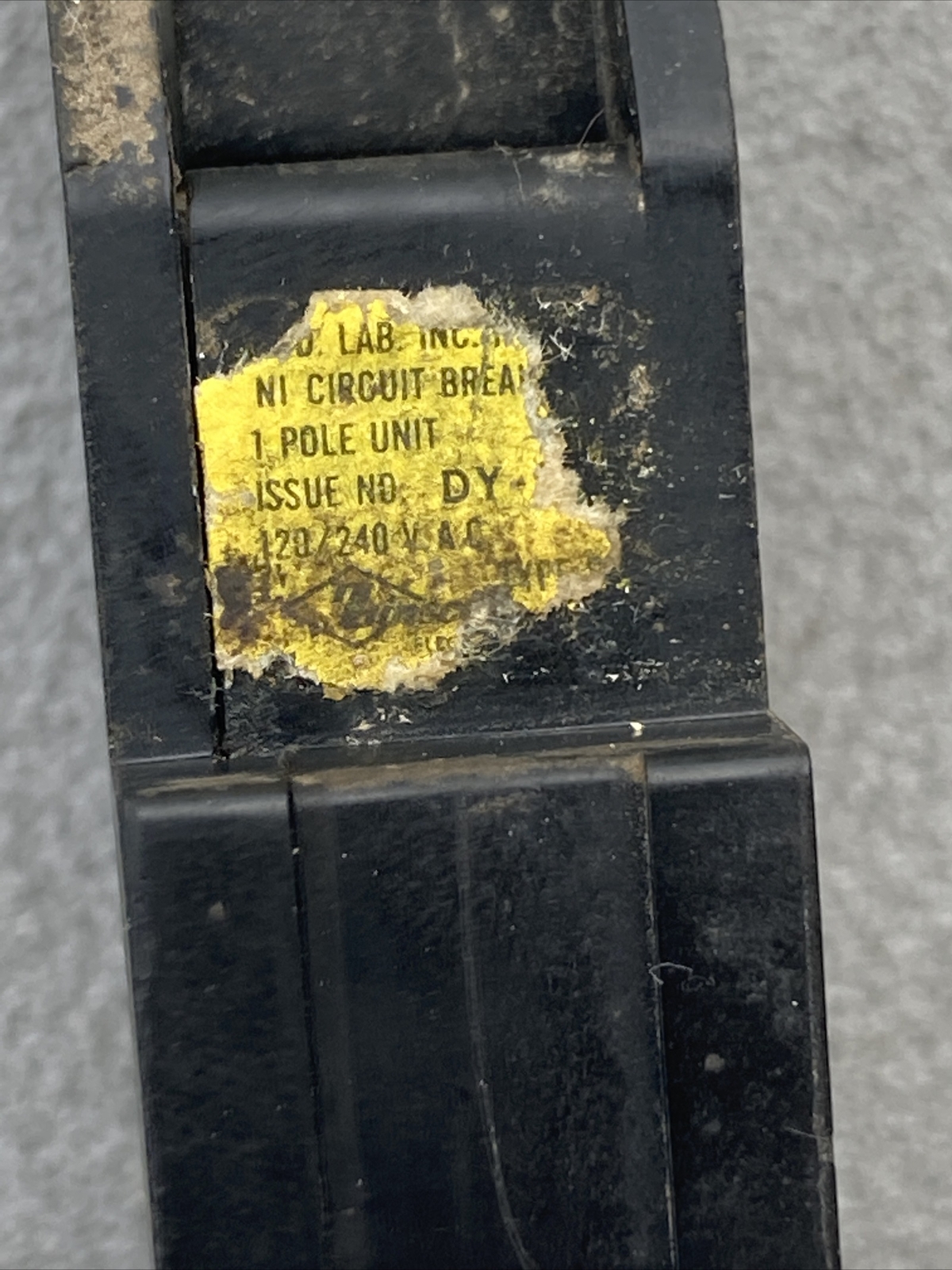 Q40 Zinsco / GTE Sylvania 1P 40A 120VAC Plug-in Circuit Breaker Q-40 warranty