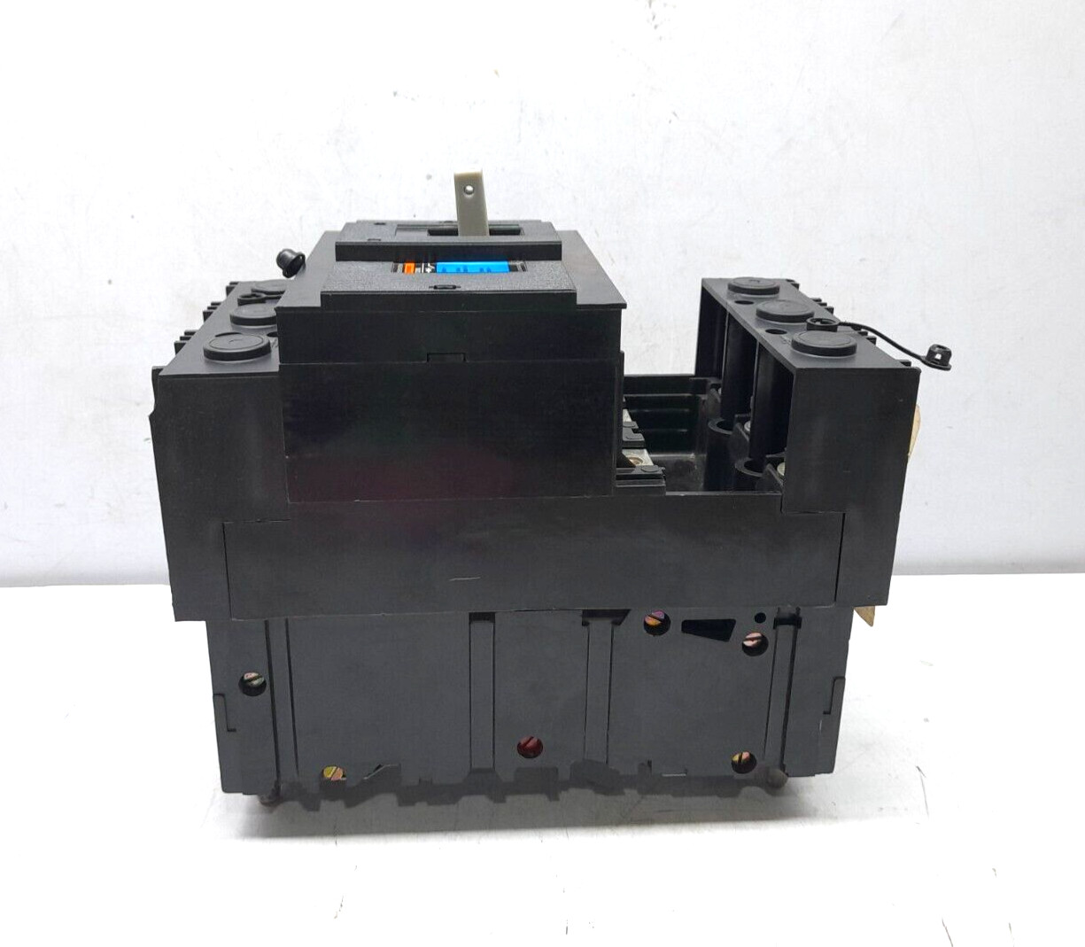 Merlin Gerin C250L Circuit Breaker 690V~ 150kA 380/415V~ 100kA 250VDC