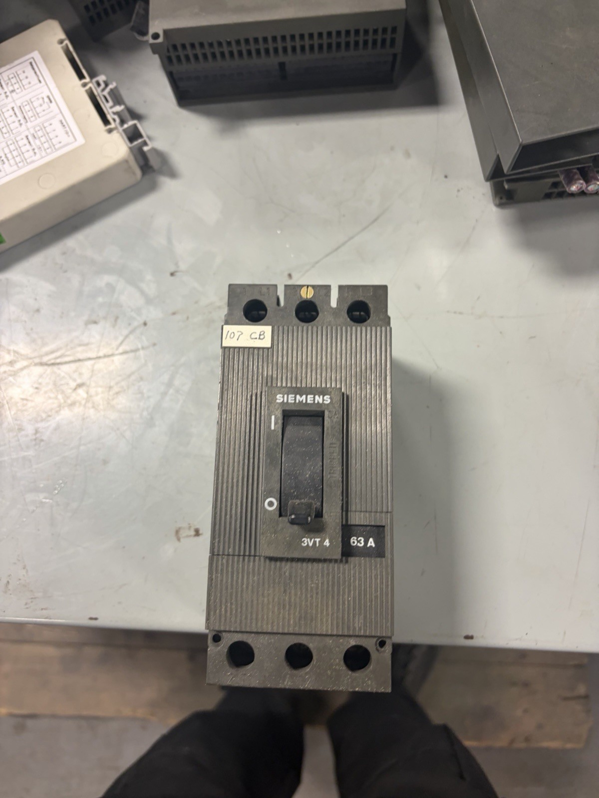 Siemens 3VT4200-0BT00 Circuit Breaker 63A 3P USED