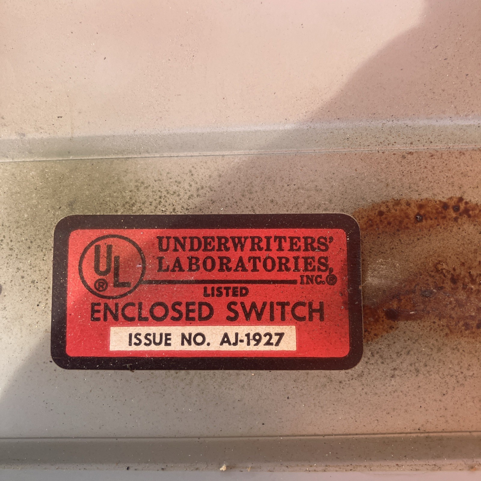 GE General Duty On / Off Switch – Panel Fuse Box – 30 Amp 240 V. AC Max. HP 7.5