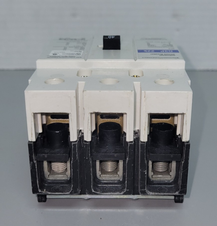 Automation Direct Circuit Breaker G3P-040 3 Pole 40A 480VAC (B610)
