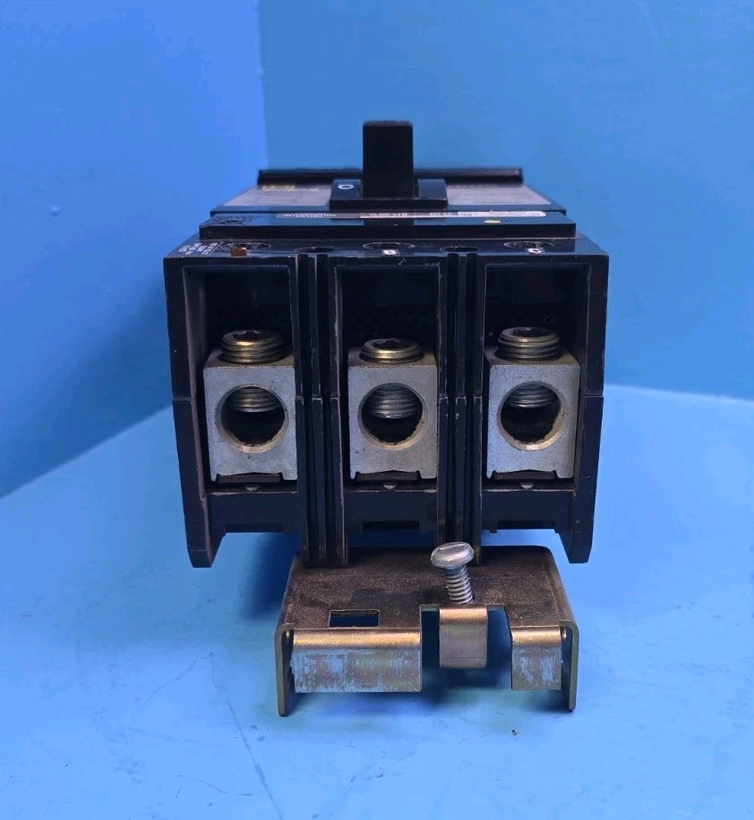 SQUARE D KA36150 150A 600V 3POLE ILine CIRCUIT BREAKER
