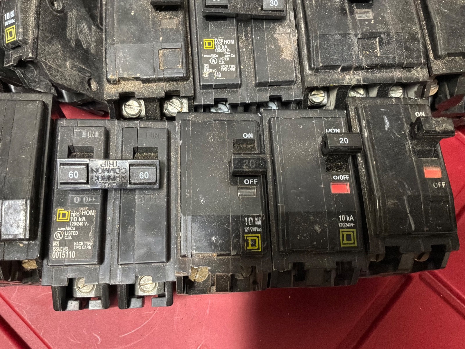 Lot Of (46) Circuit Breakers NEW & USED Square D, Homline Square D 15-60 amp
