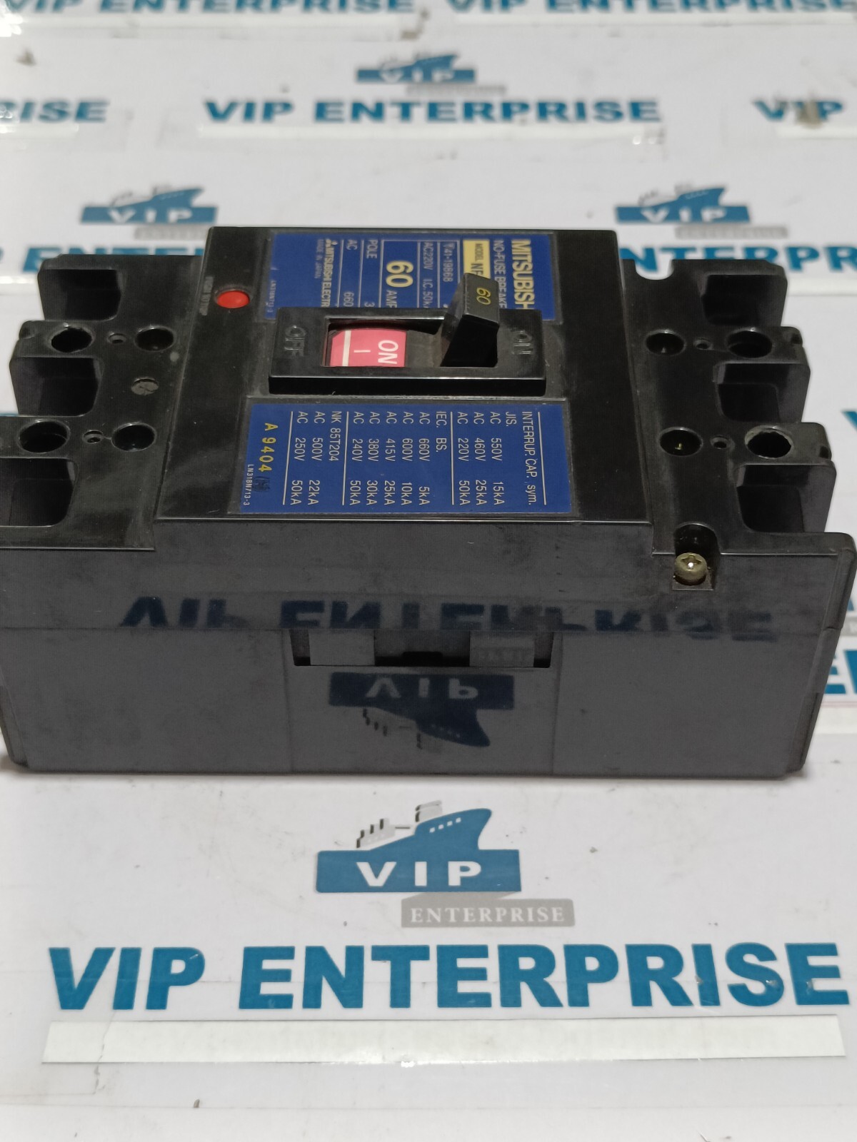 MITSUBISHI NF100-SS NO-FUSE BREAKER 60A VOLTAGE 220VAC 50KA FREE FAST SHIPPING