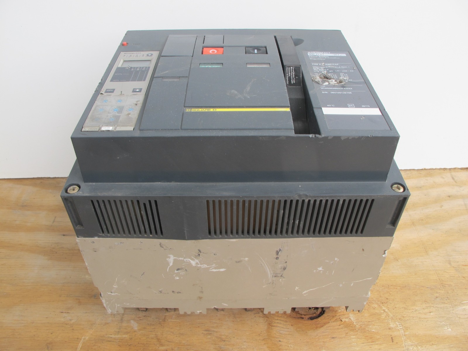 Square D NW25H1 WC4GGR44R9SXFXXXXX 2500 Amp Schneider Electric 2500A NW 25 H1 MP