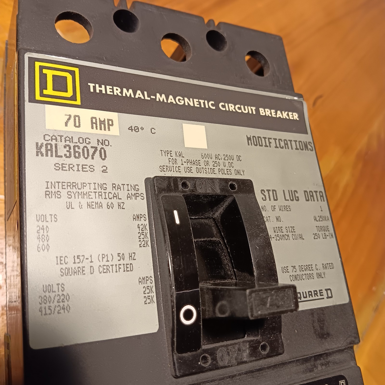 Square D KAL36070 70Amp 3Pole 25kA@480VAC I-Line Breaker Nice!