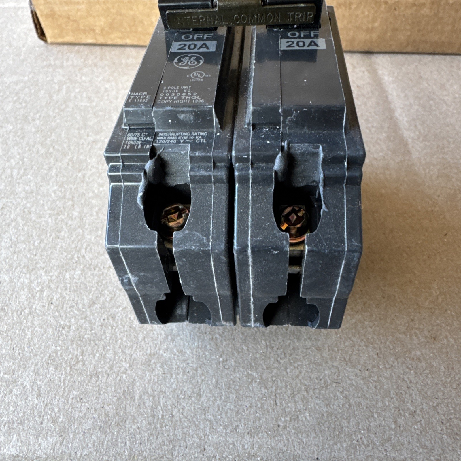 NEW Box of 5 GE THQL2120 20 Amp Circuit Breaker 20A 2 Pole 120/240V 2P