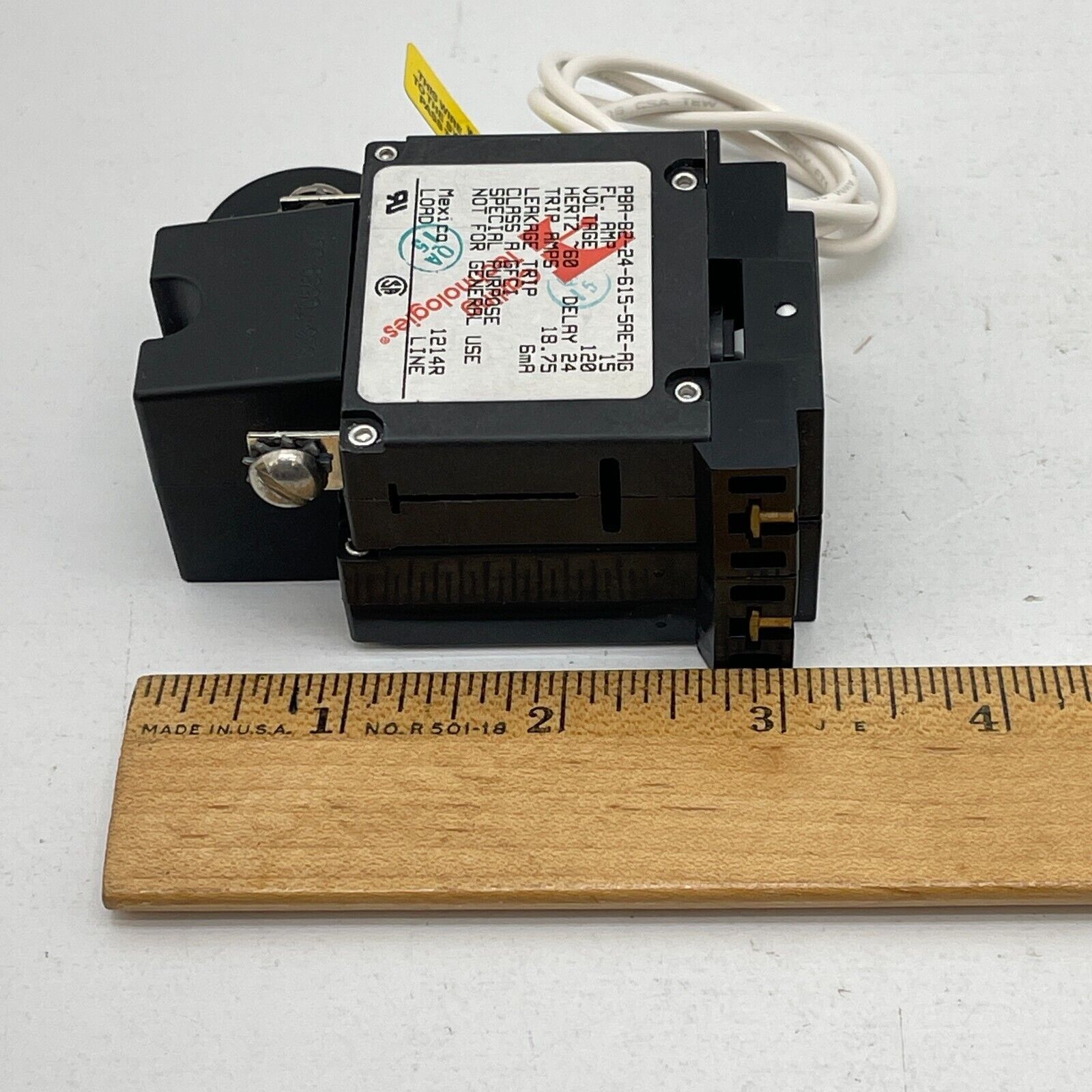 Carling Techno PBA-B2-24-615-5AE-AG 15A Circuit Breaker 1 Pole Vertical Mount