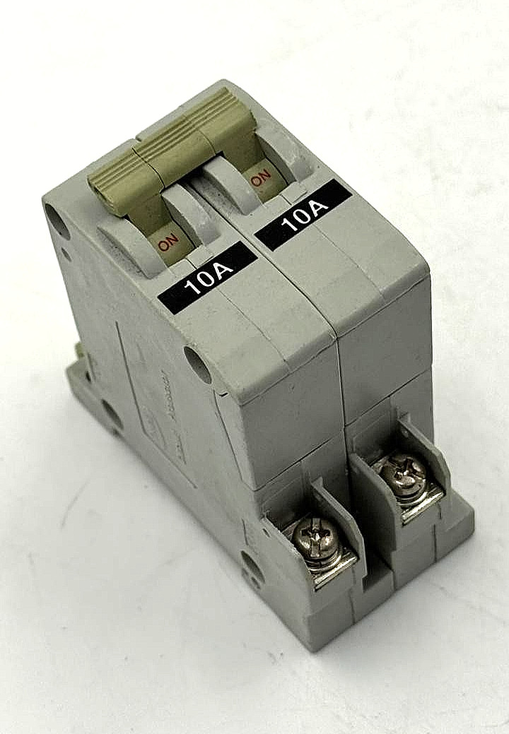 DACO DCP52DR Circuit Protector | 10A